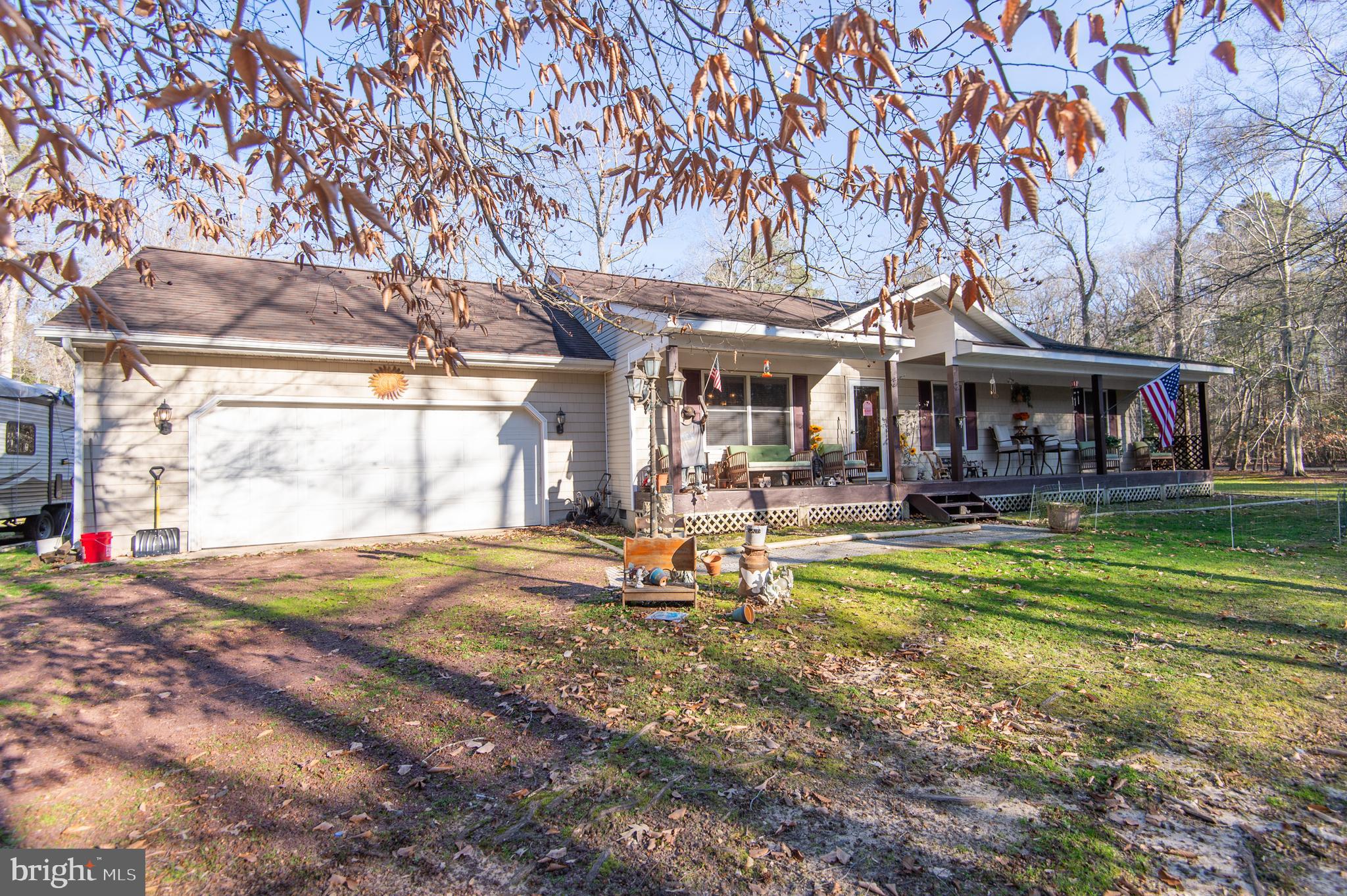 TWO JOHNS - Residential