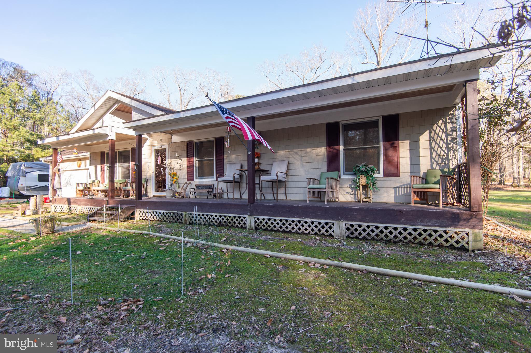 TWO JOHNS - Residential