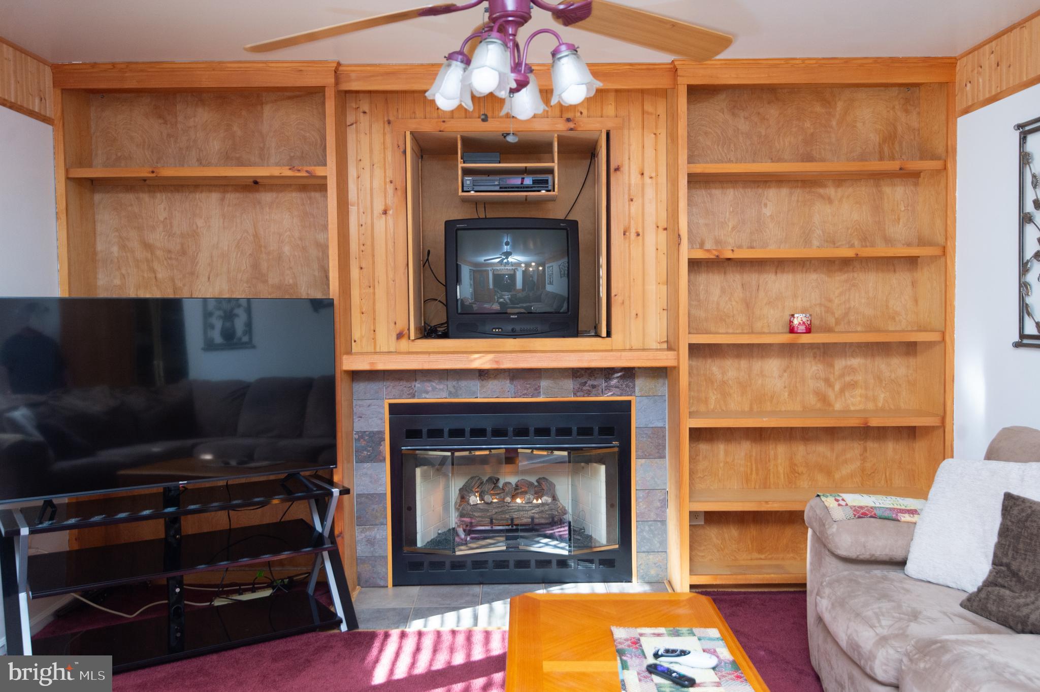 TWO JOHNS - Residential