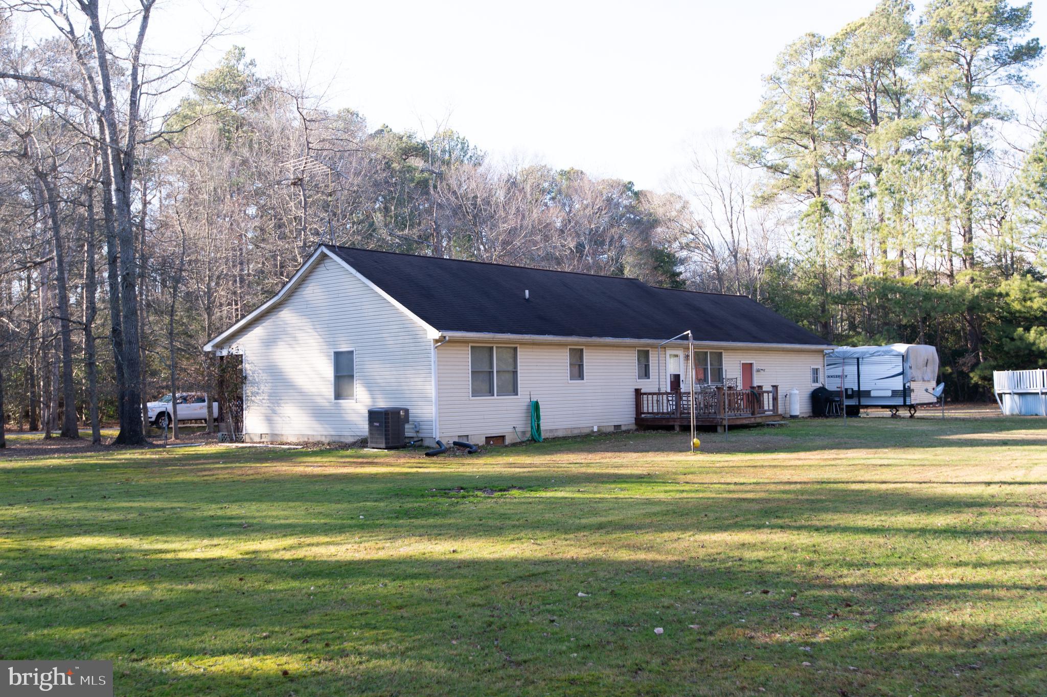 TWO JOHNS - Residential