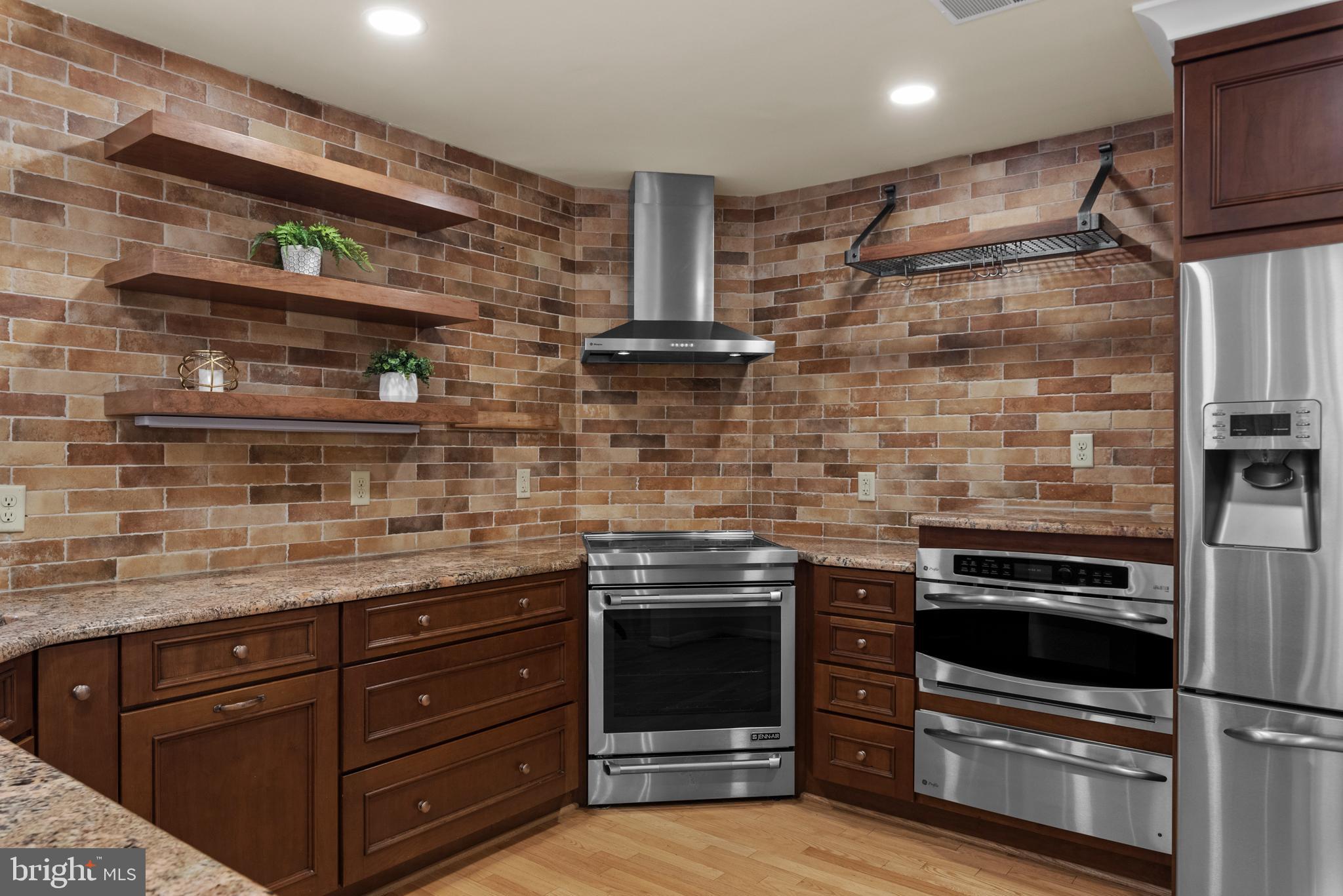 SHEARWATER - Residential