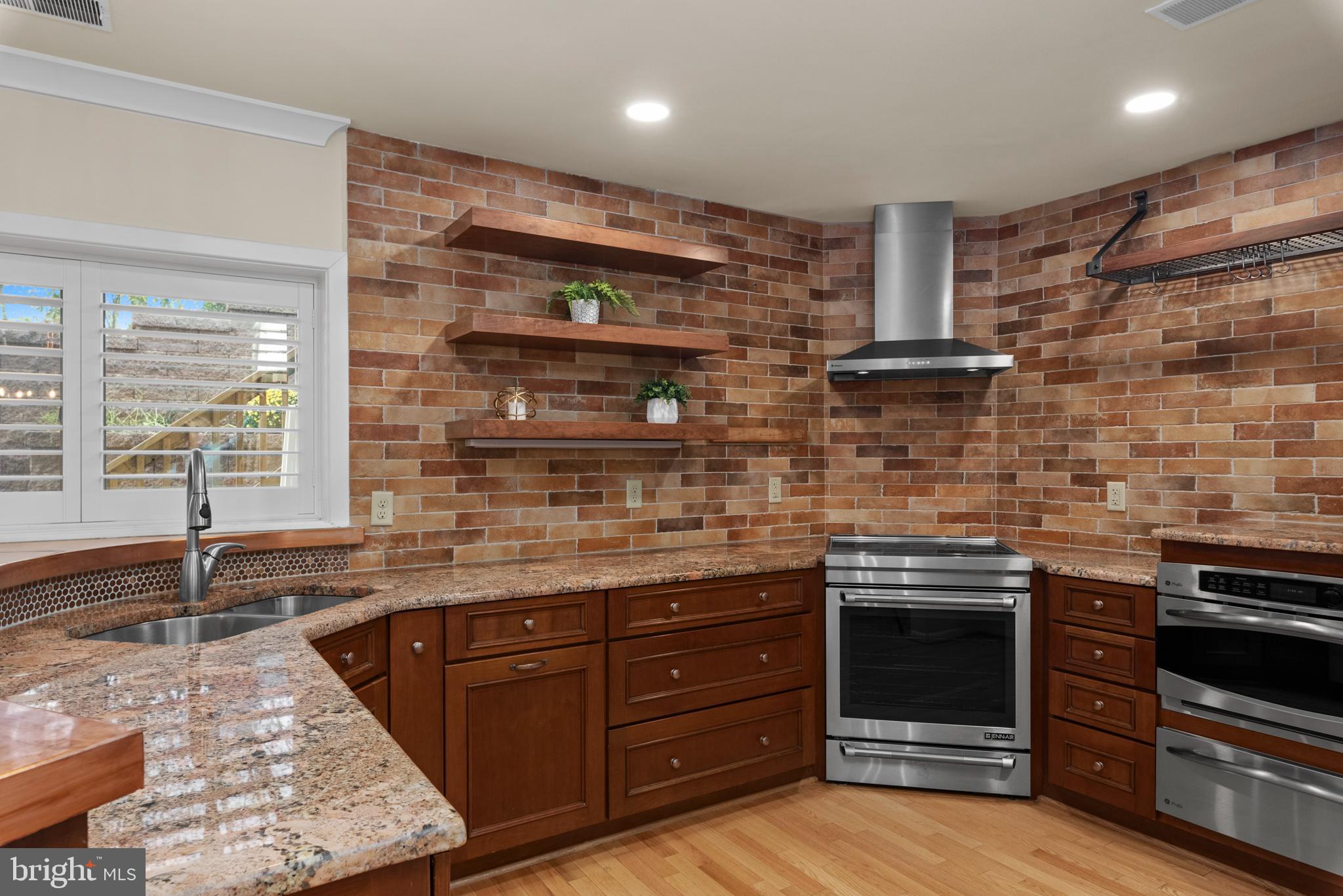 SHEARWATER - Residential