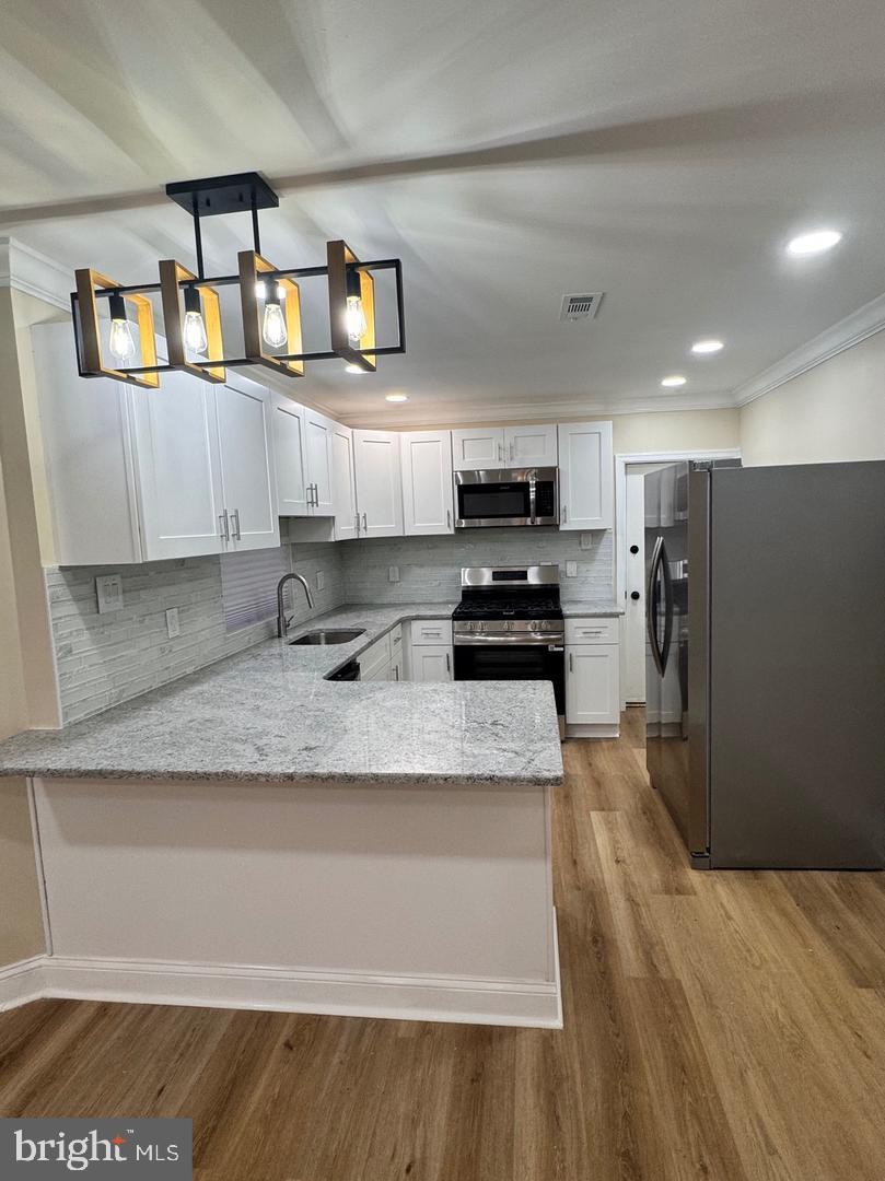 COBBS CREEK - Residential