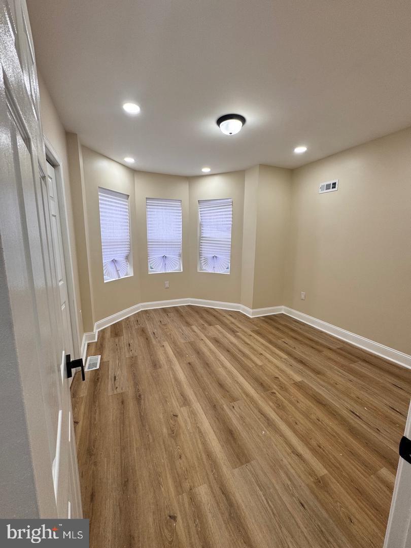 COBBS CREEK - Residential