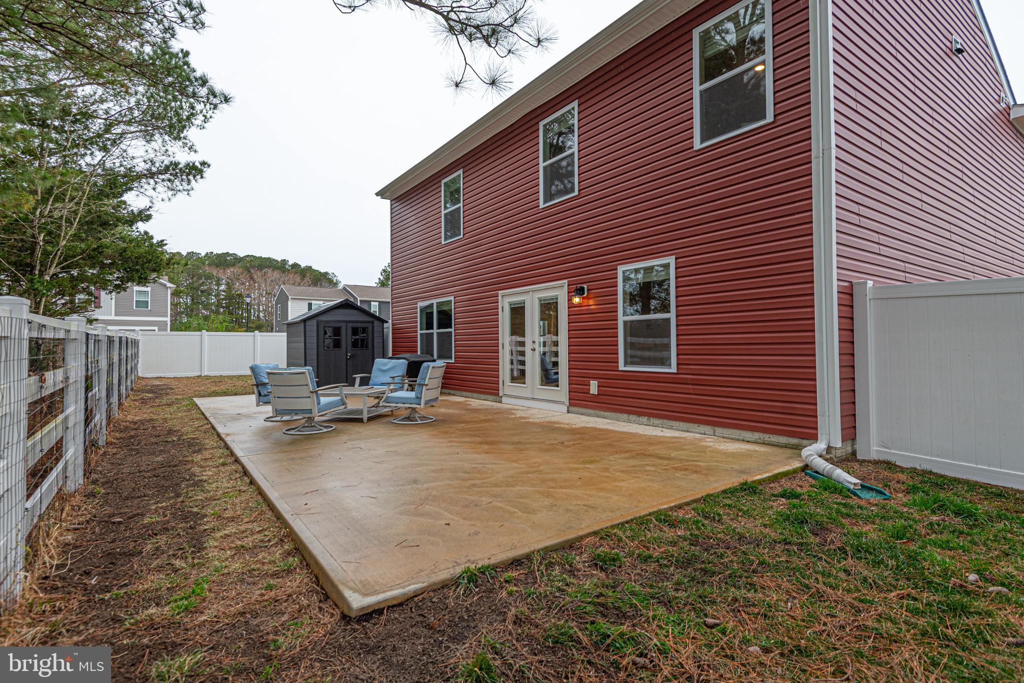 HUNTINGFIELDS - Residential