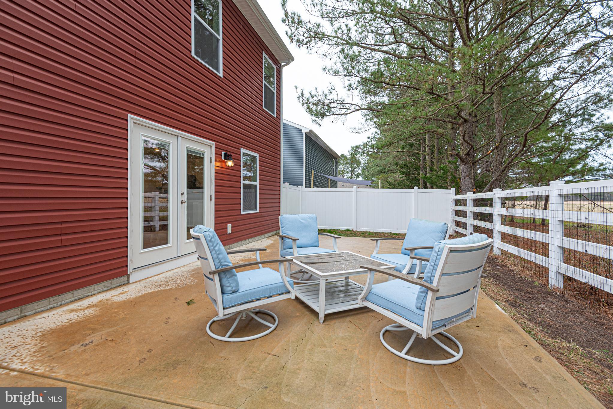 HUNTINGFIELDS - Residential