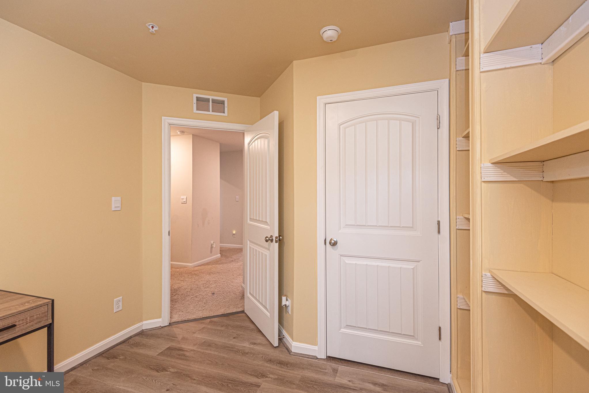 HUNTINGFIELDS - Residential