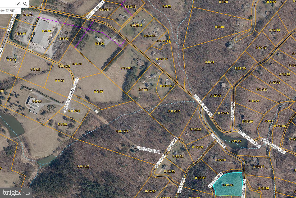 COLONIAL VILLAGE - Residential