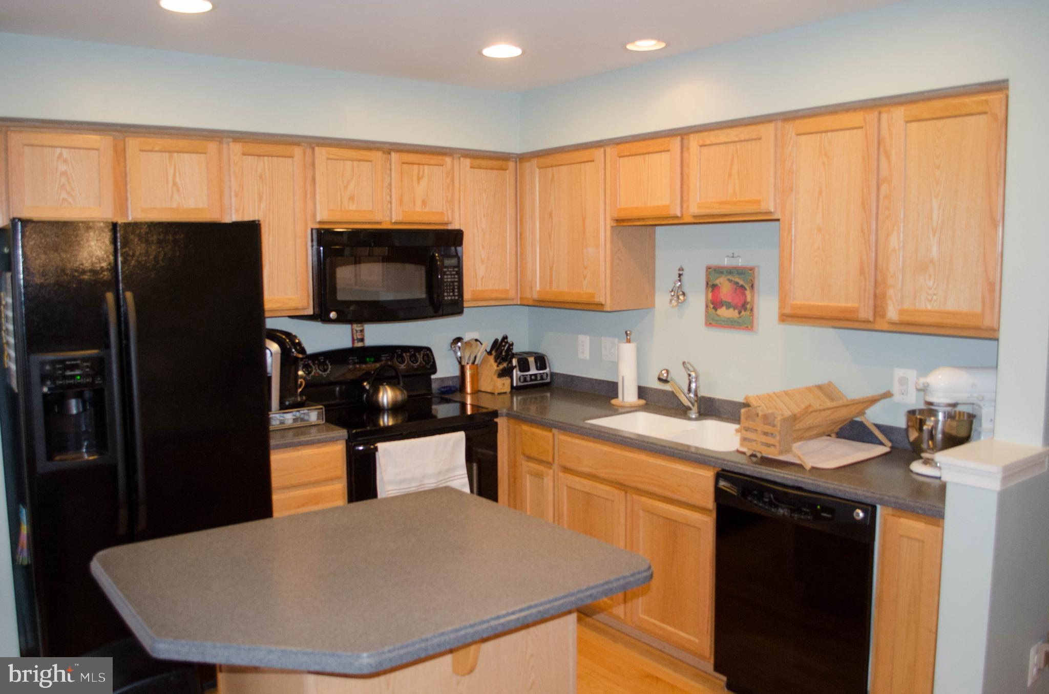 LAKELAND PLACE - Residential