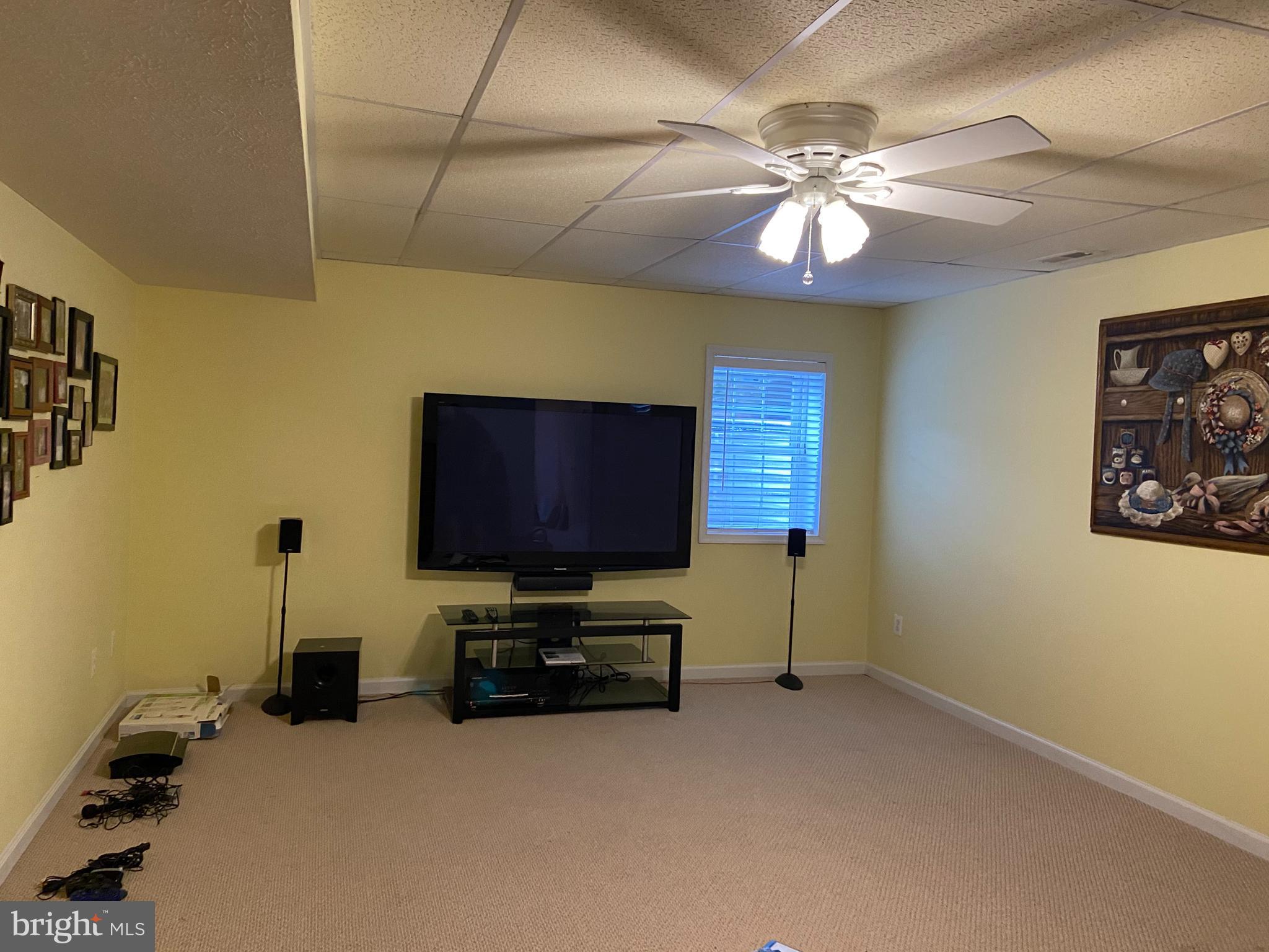 COVENTRY MEADOWS - Residential