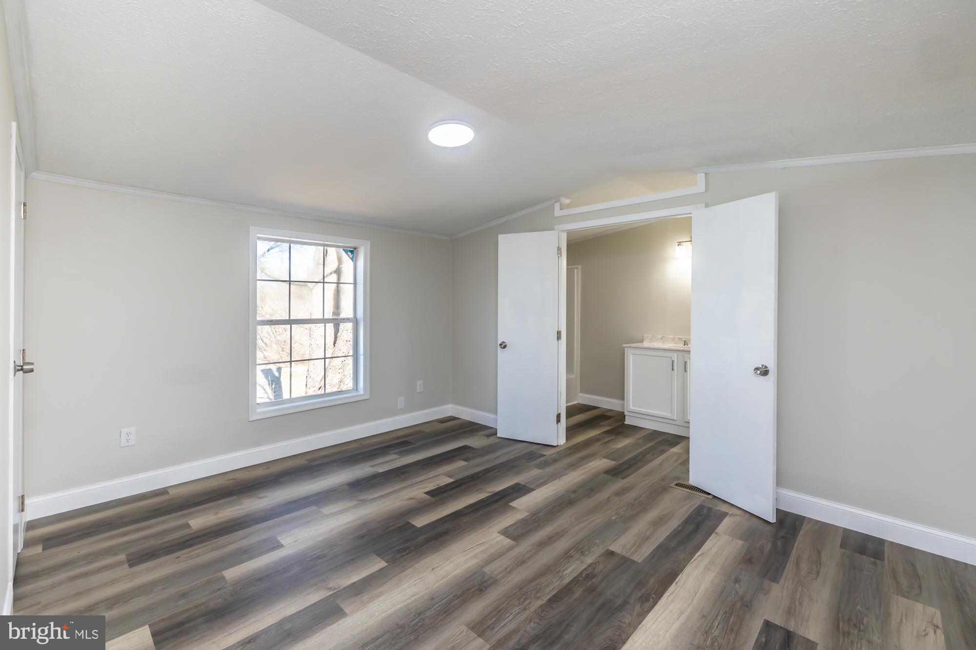 APPLEVILLE EAST - Residential