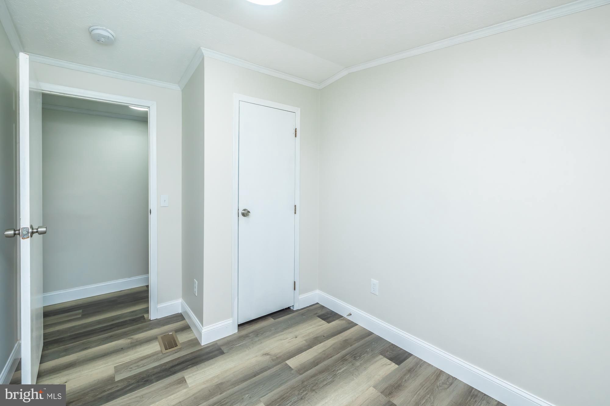 APPLEVILLE EAST - Residential