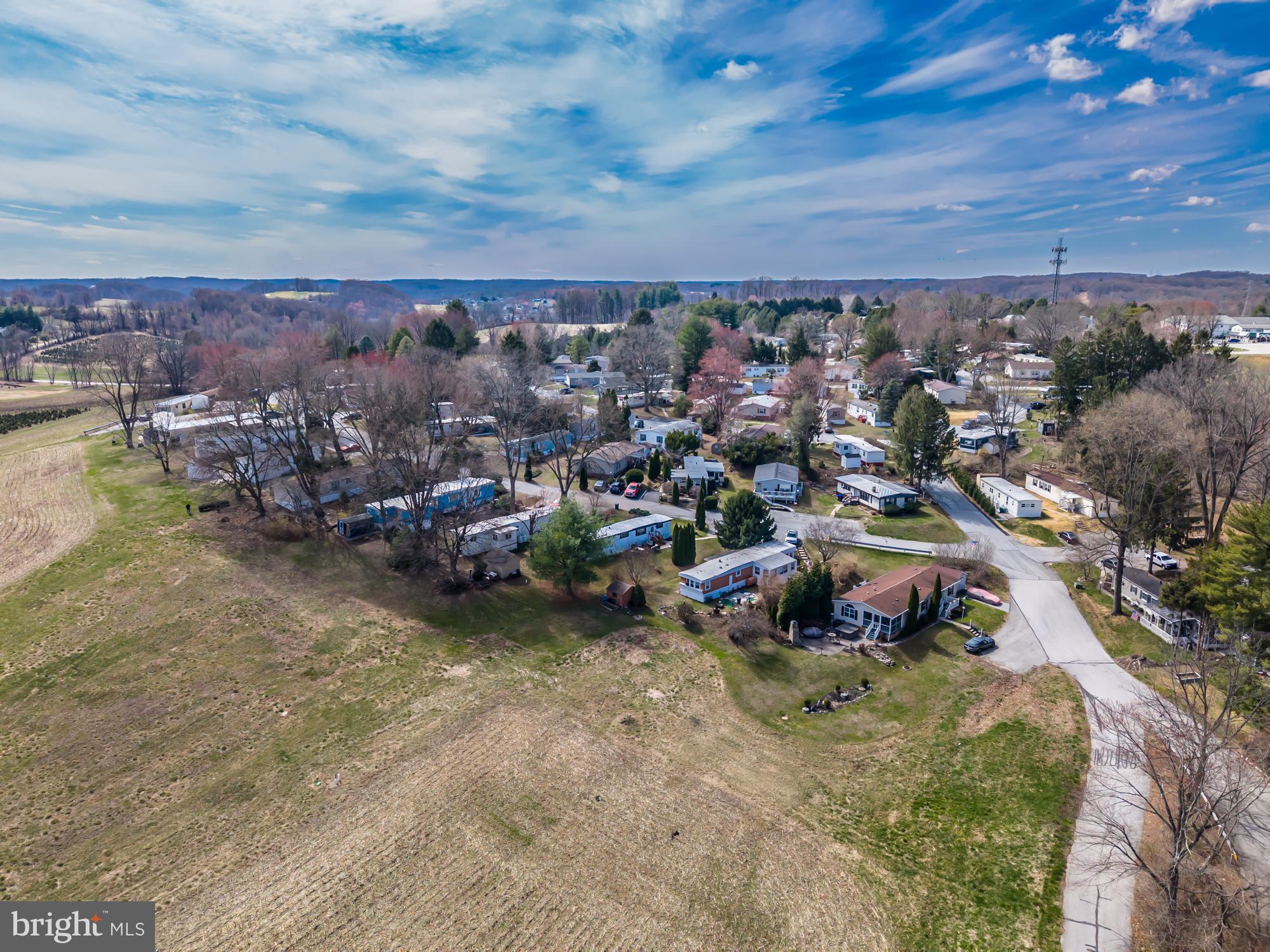 APPLEVILLE EAST - Residential