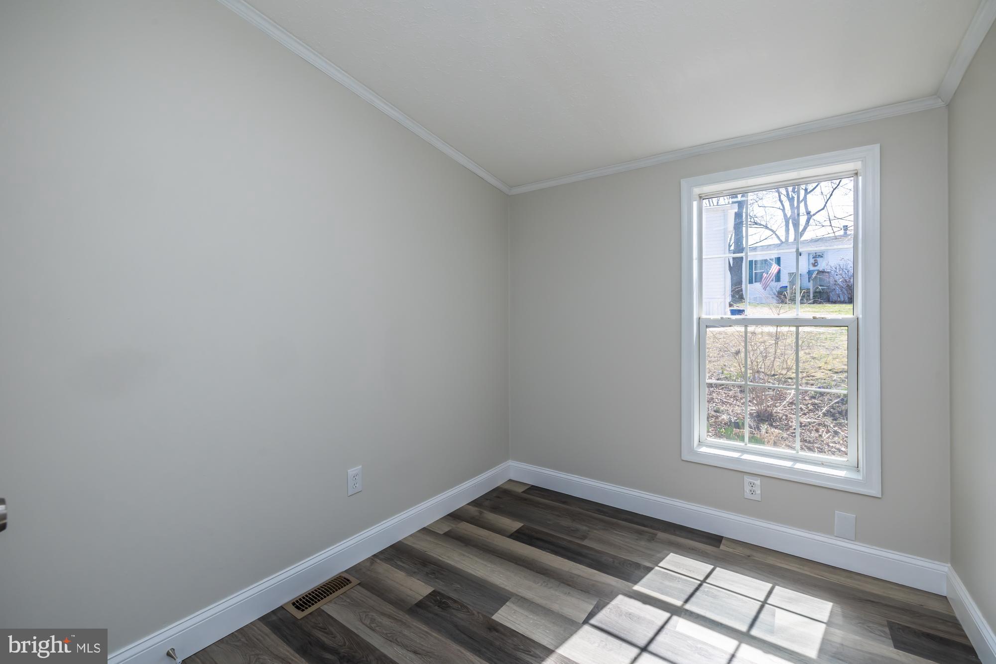 APPLEVILLE EAST - Residential