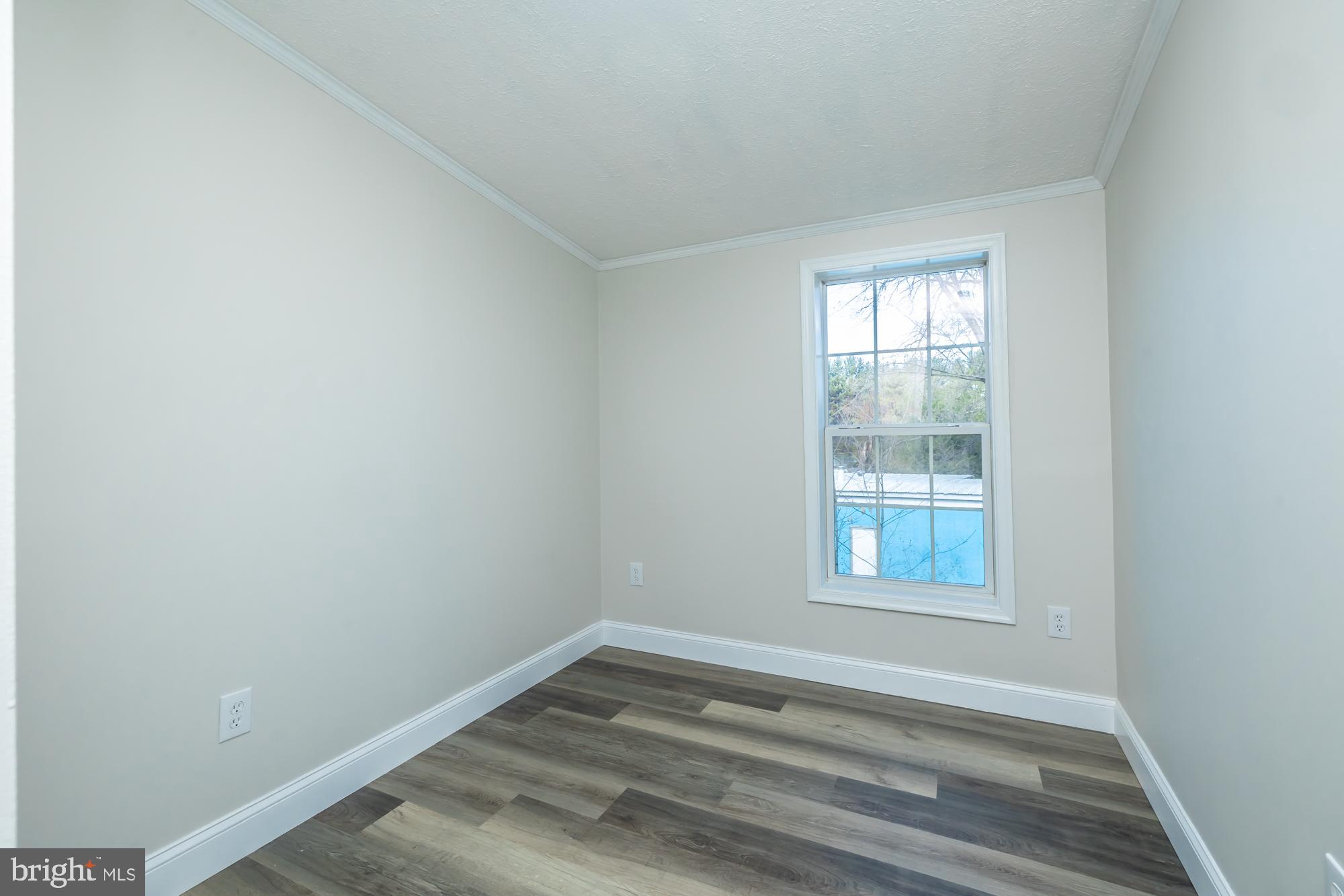 APPLEVILLE EAST - Residential