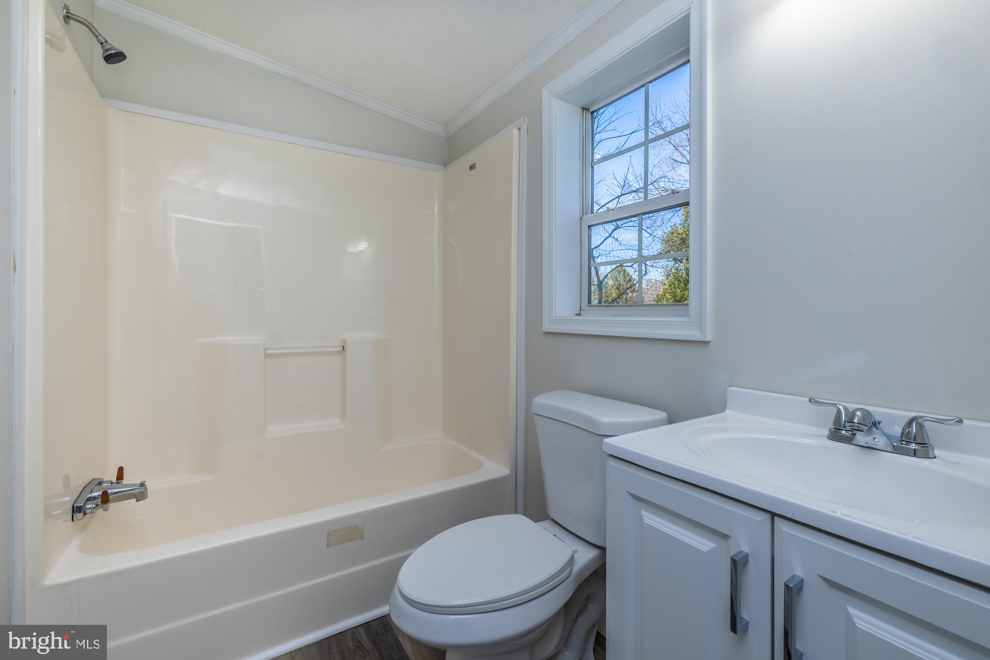 APPLEVILLE EAST - Residential