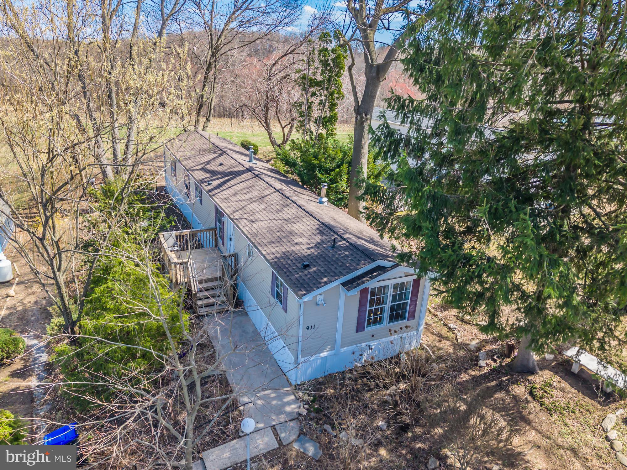 APPLEVILLE EAST - Residential