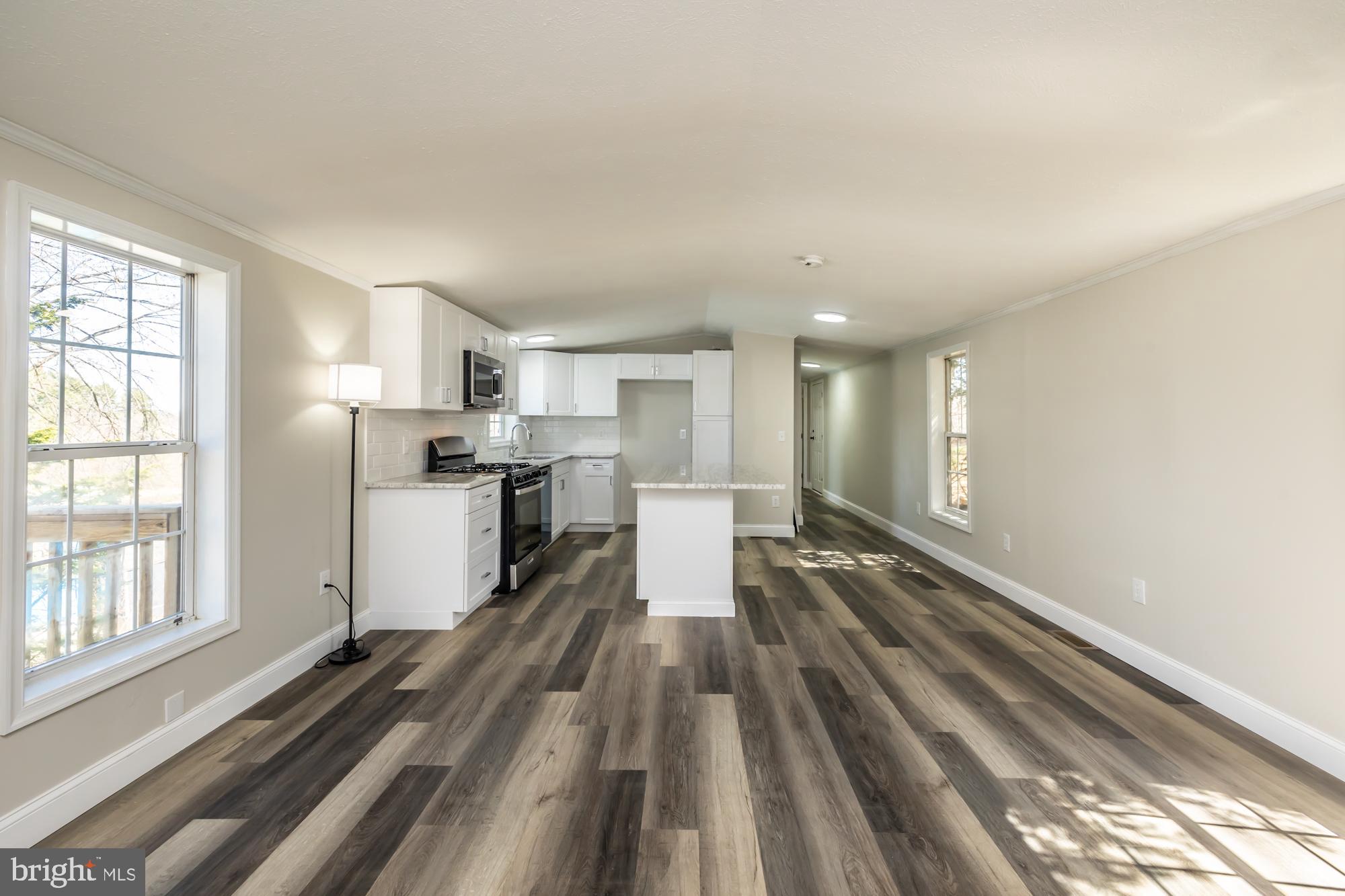 APPLEVILLE EAST - Residential