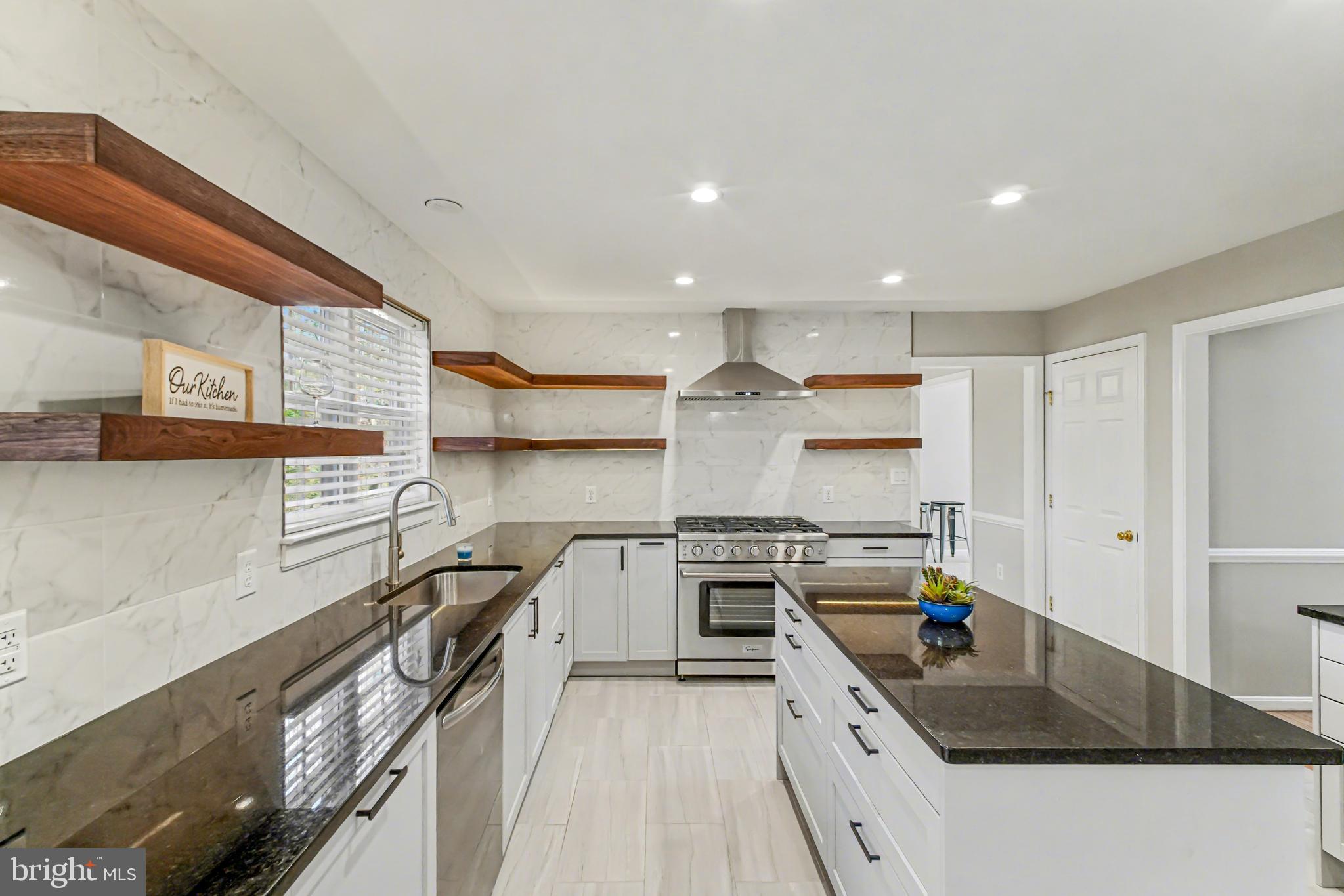 3900 MONTICELLO STREET