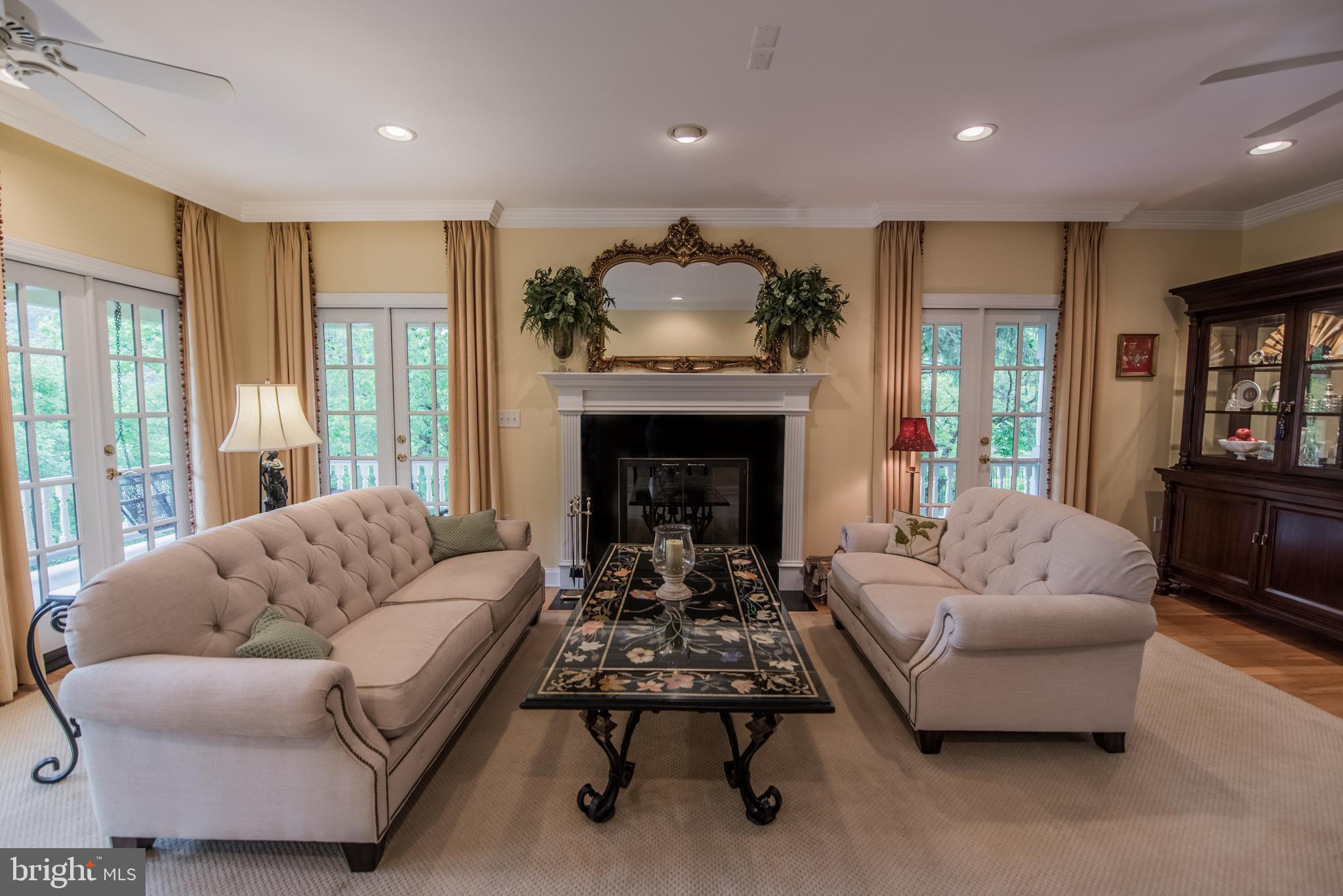 HISTORIC HARPERS FERRY - Residential