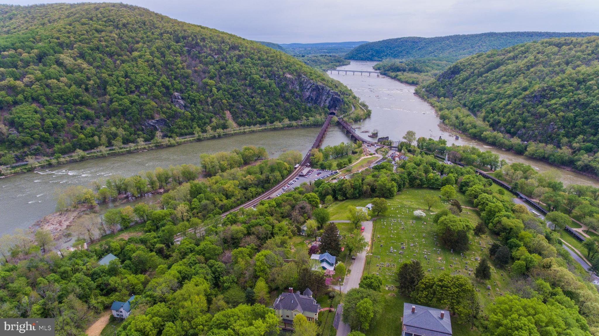 HISTORIC HARPERS FERRY - Residential