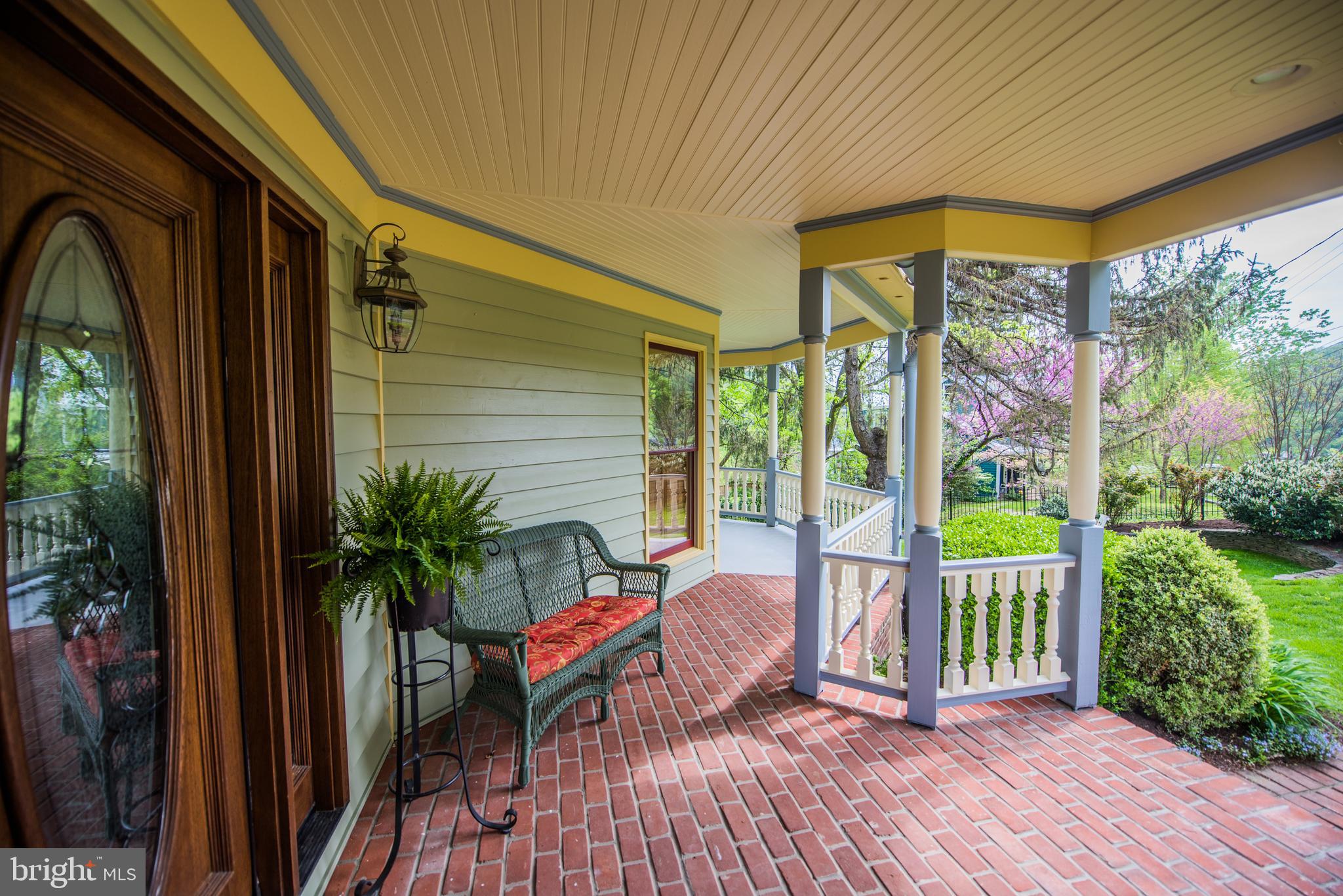 HISTORIC HARPERS FERRY - Residential
