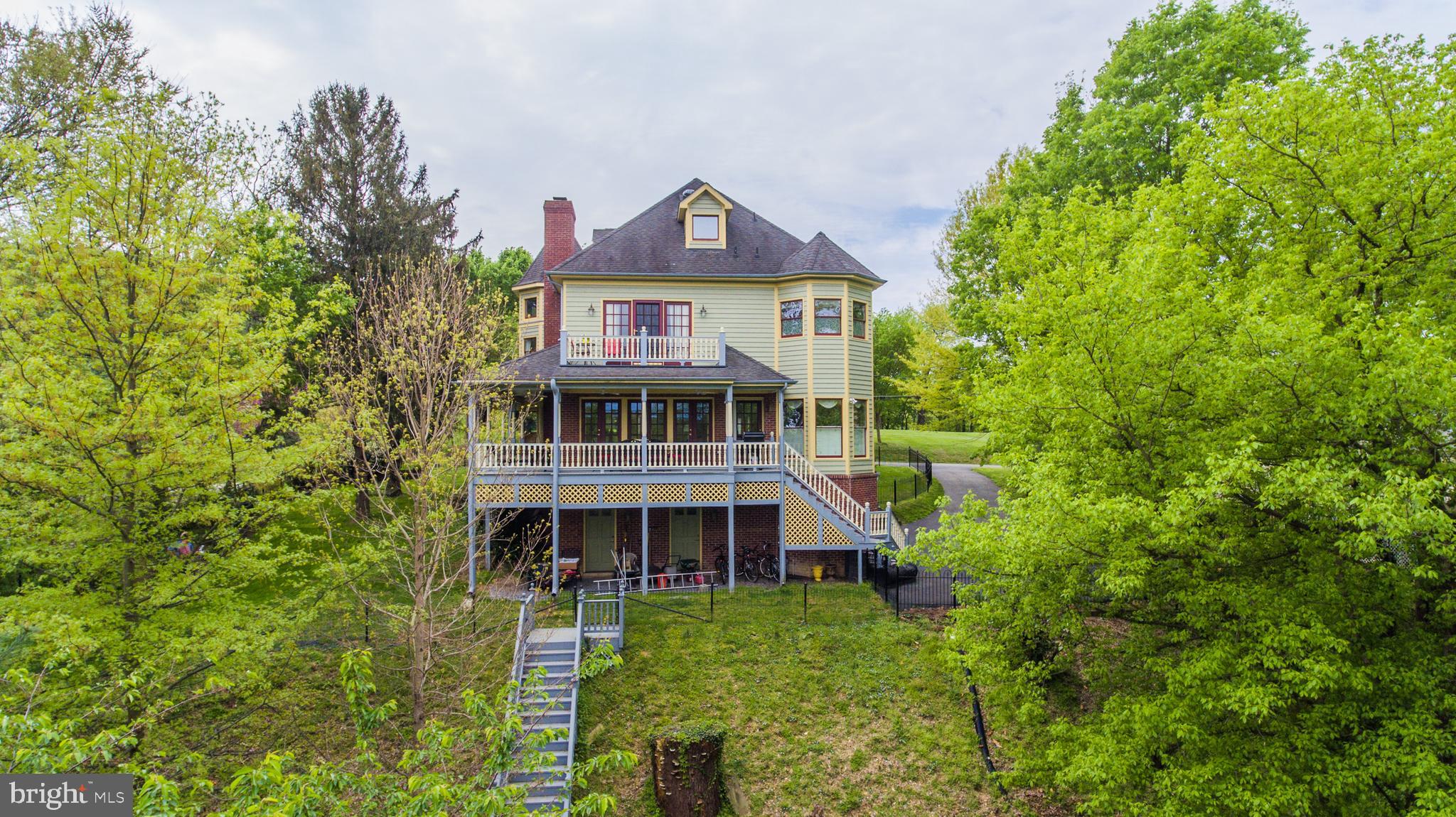 HISTORIC HARPERS FERRY - Residential