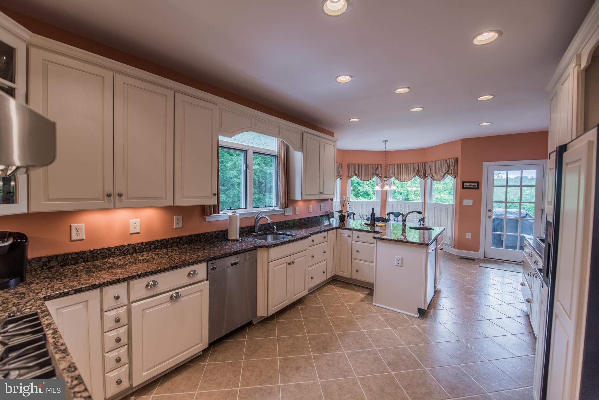 HISTORIC HARPERS FERRY - Residential