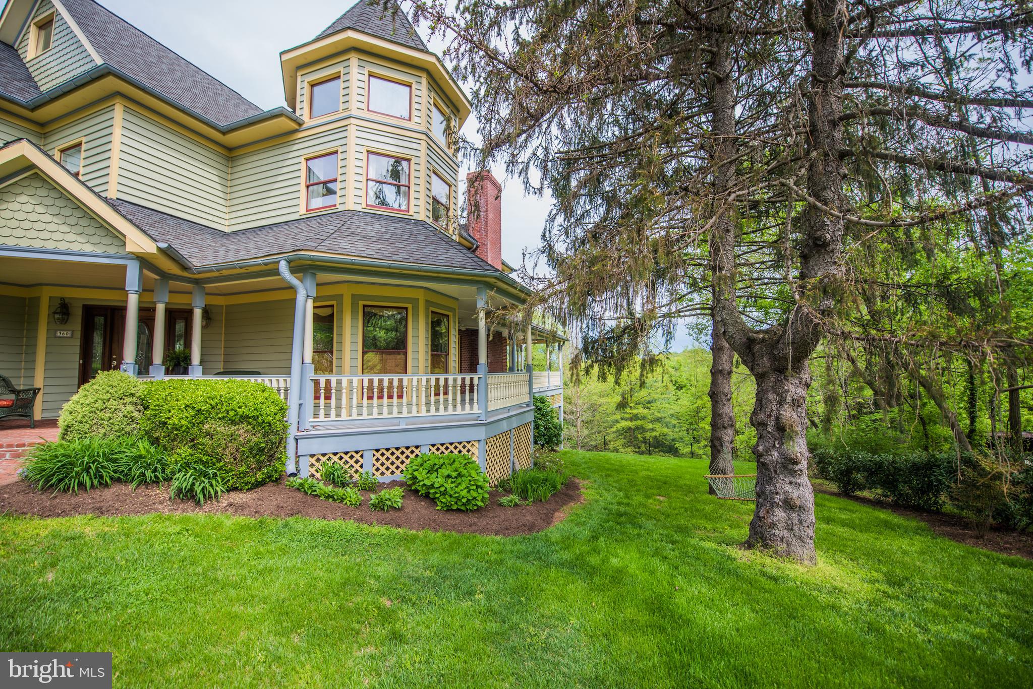 HISTORIC HARPERS FERRY - Residential