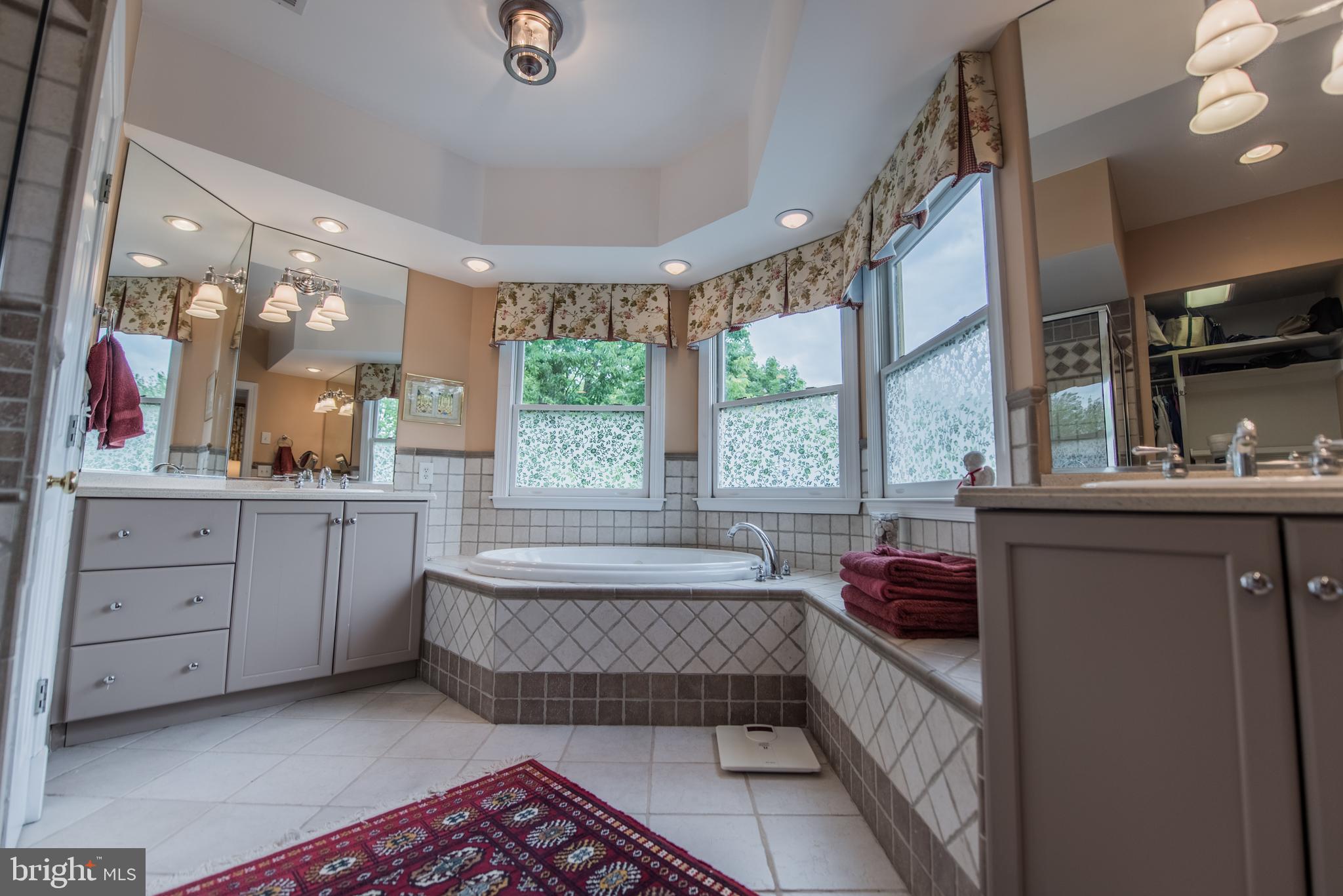 HISTORIC HARPERS FERRY - Residential