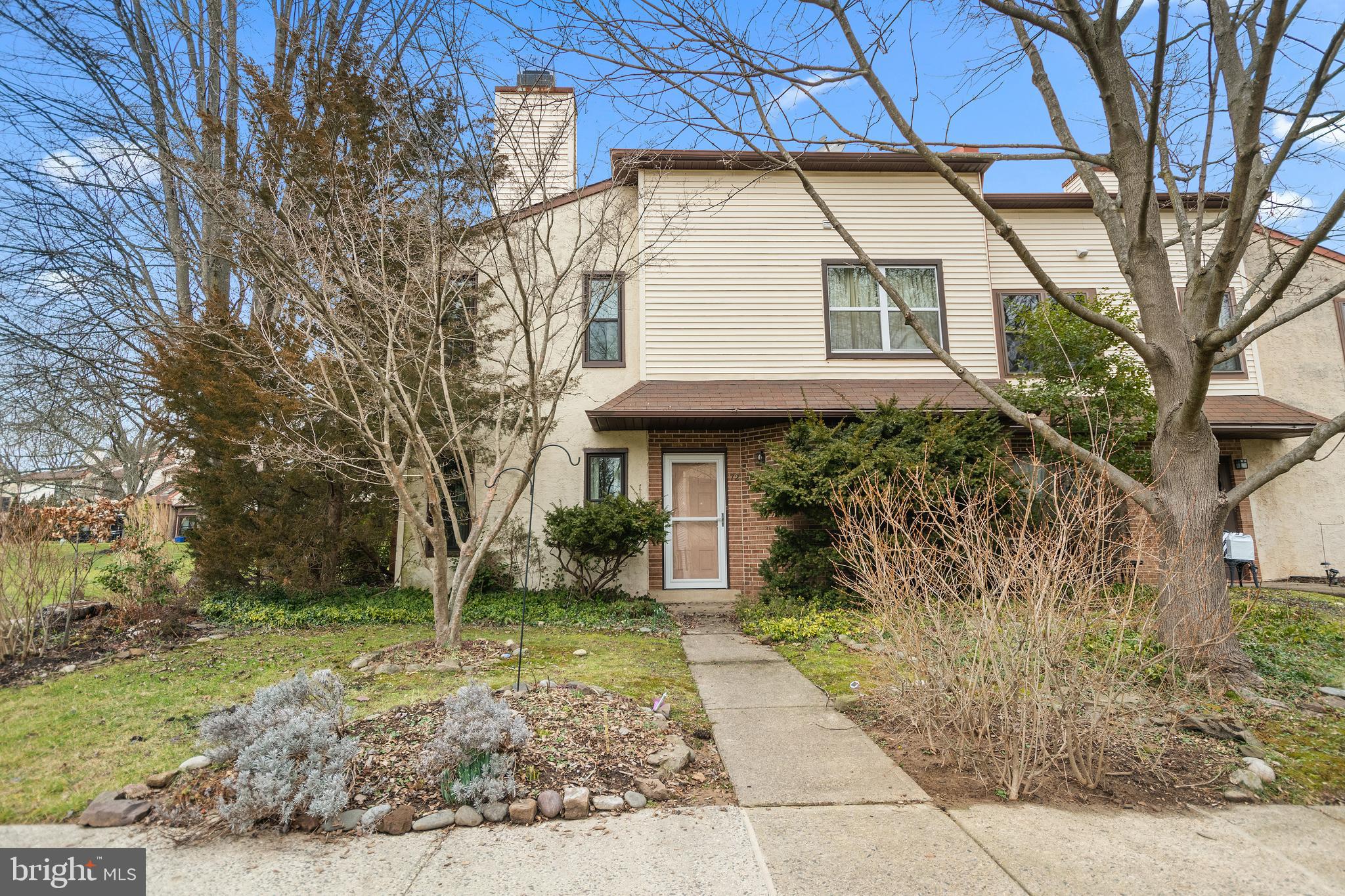 BROOKSIDE - Residential