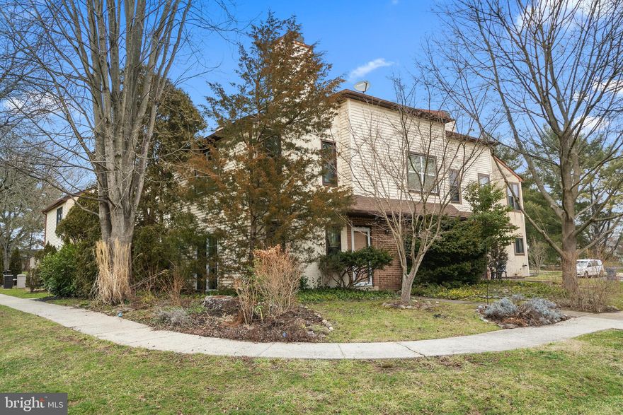 Welcome to this charming 2 bedroom, 1.5 bath townhome located in desirable Brookside  of Newtown. The unit boasts an open floor kitchen, dining, and cozy living room with  wood-burning fireplace.  Upstairs features two spacious bedrooms with large closets, a full bathroom, and convenient laundry access. Master bedroom with vaulted ceilings with skylights and tons of closet space. Perfectly situated near the entrance of the development with ample parking, this home is just a short walk away from the community pool and tennis courts. Located just a stone's throw away from the vibrant State and Sycamore Streets, this property offers easy access to all the wonderful dining and boutique shopping options that Newtown Borough is renowned for. Immerse yourself in the charming atmosphere of this bustling area with its array of culinary delights and unique retail experiences. Additionally, the property's convenient proximity to major highways provides effortless travel to both Center City Philadelphia and New Jersey, making it a perfect location for those seeking seamless connectivity.