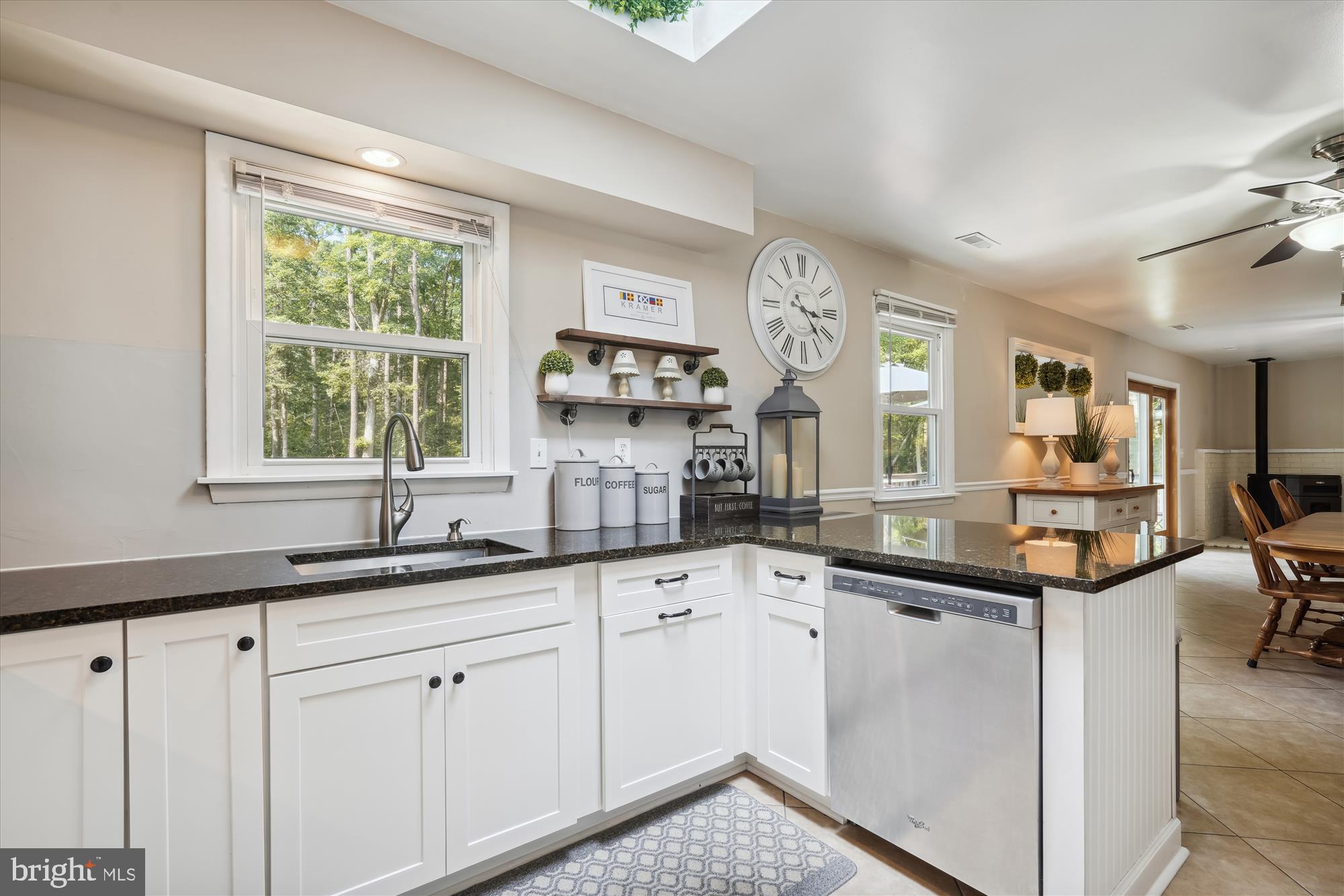 ROMANCOKE ON THE BAY - Residential