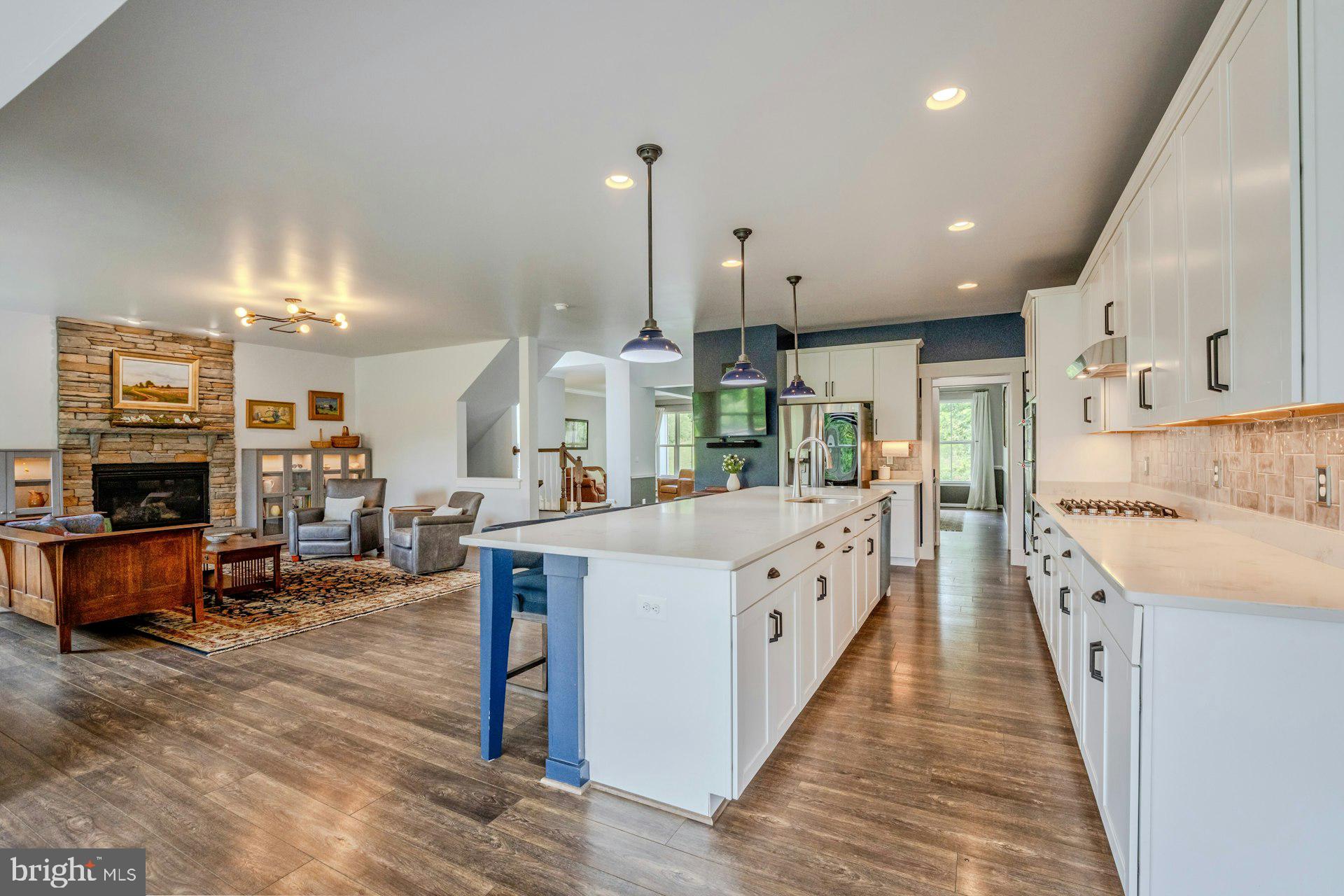 THE BLUFFS AT SLEETER LAKE - Residential