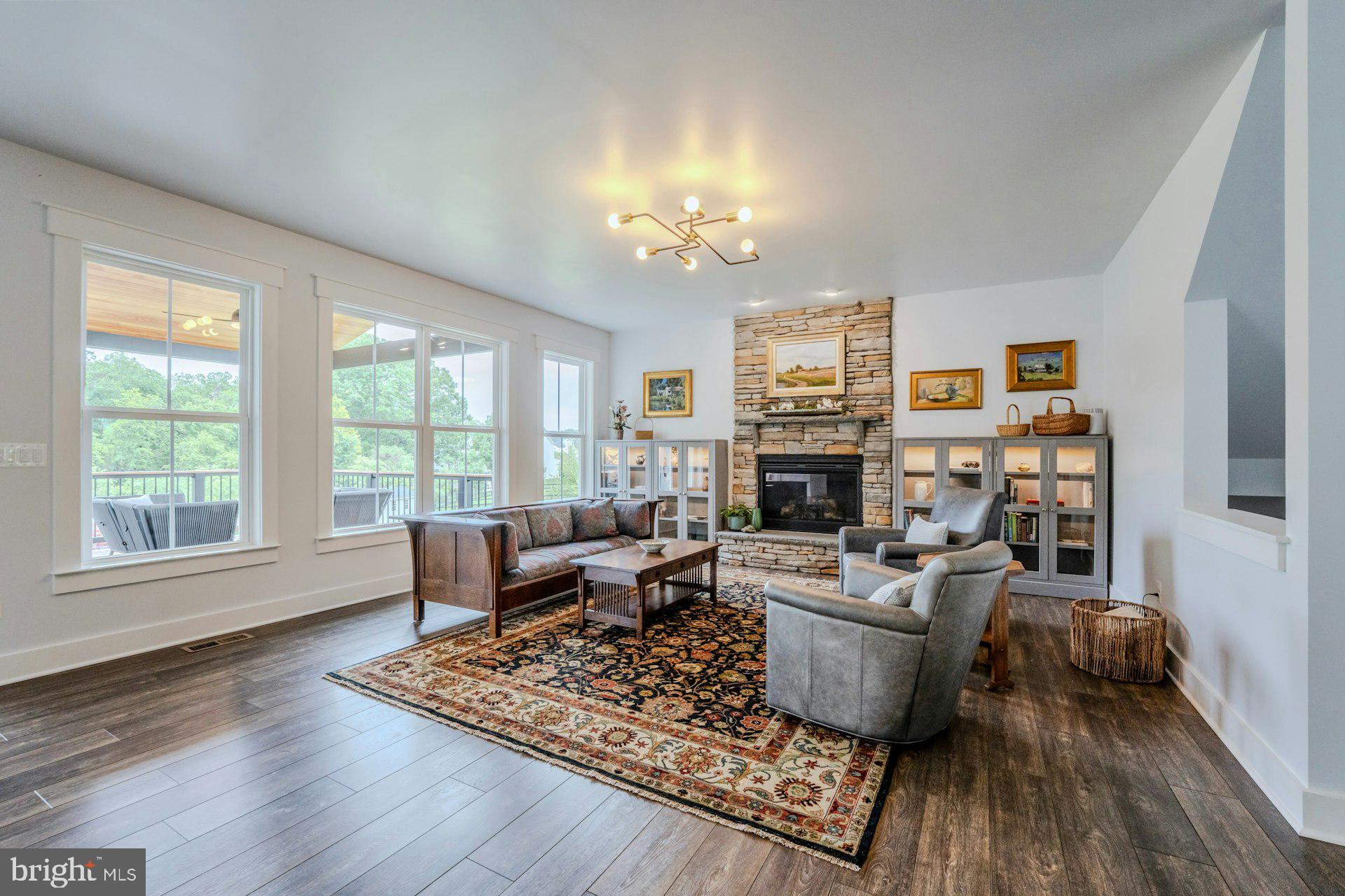 THE BLUFFS AT SLEETER LAKE - Residential
