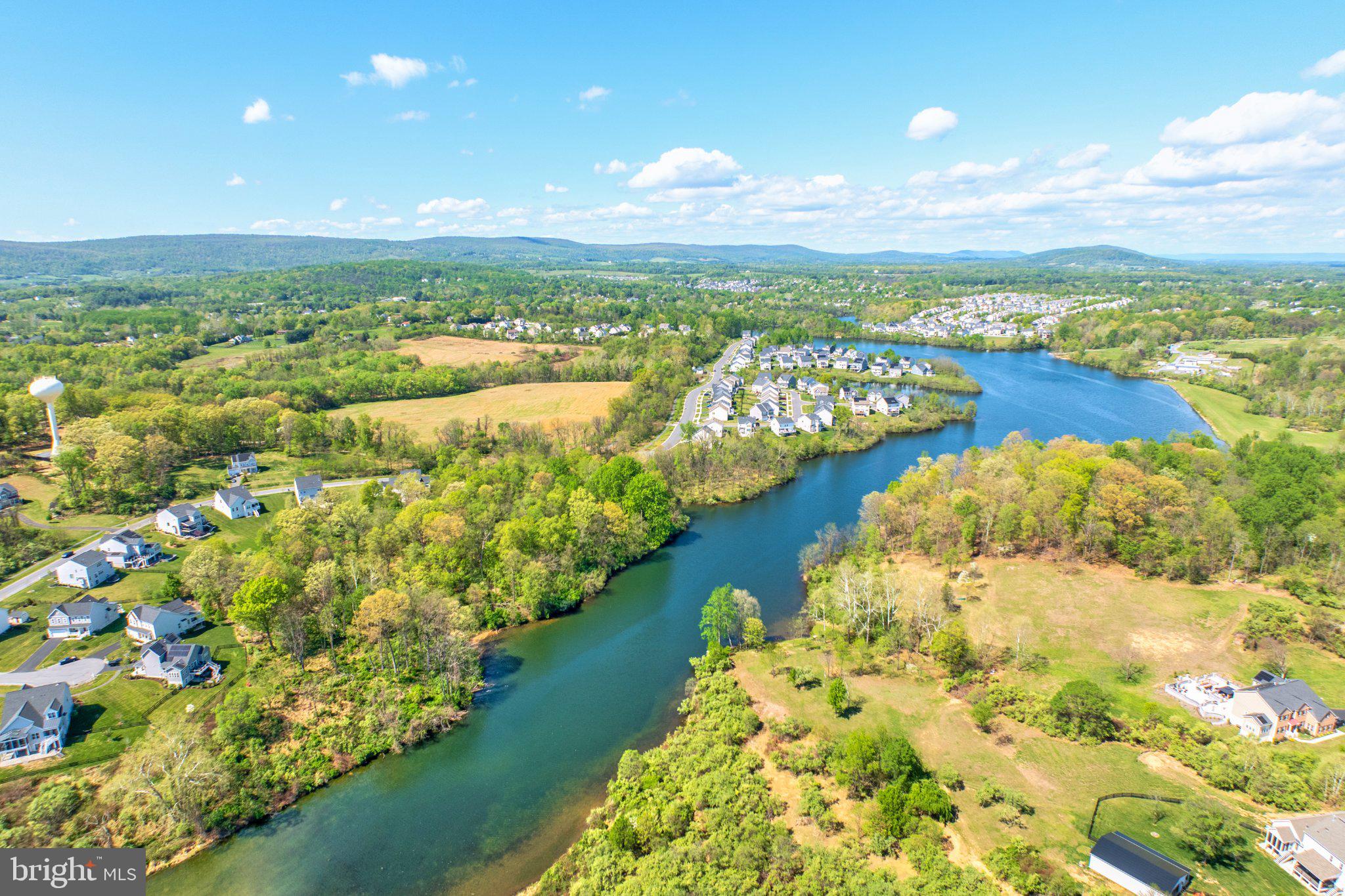 THE BLUFFS AT SLEETER LAKE - Residential