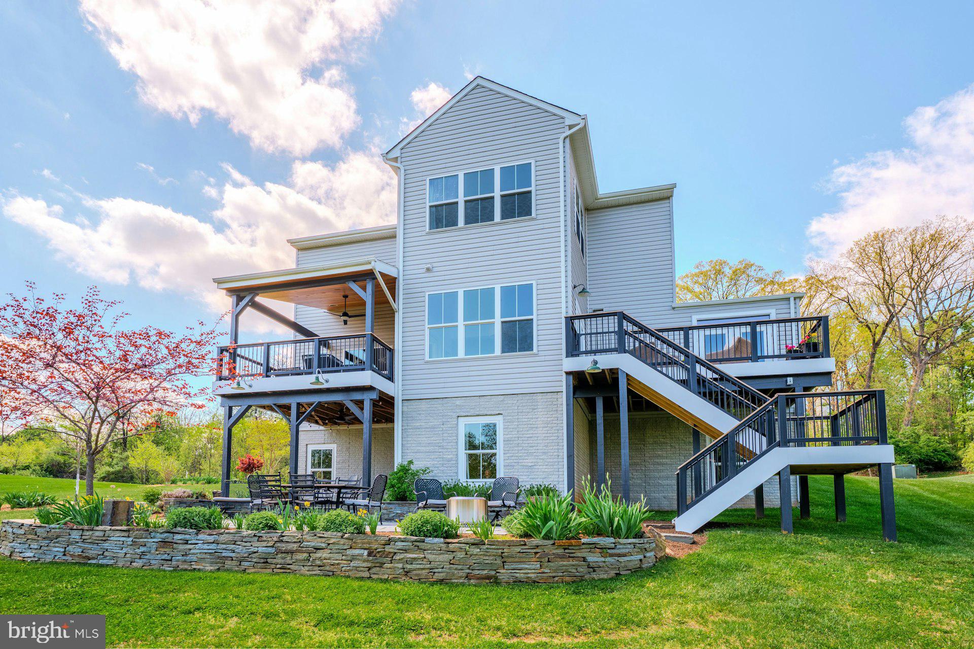 THE BLUFFS AT SLEETER LAKE - Residential