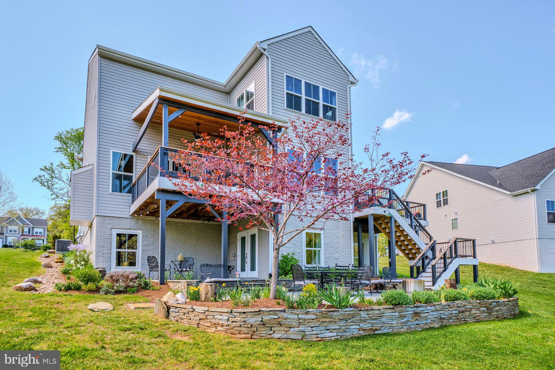 THE BLUFFS AT SLEETER LAKE - Residential