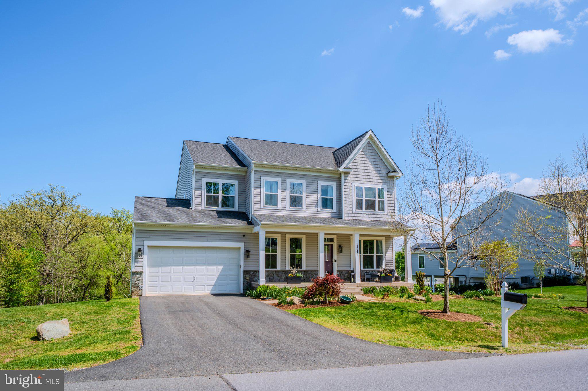 THE BLUFFS AT SLEETER LAKE - Residential