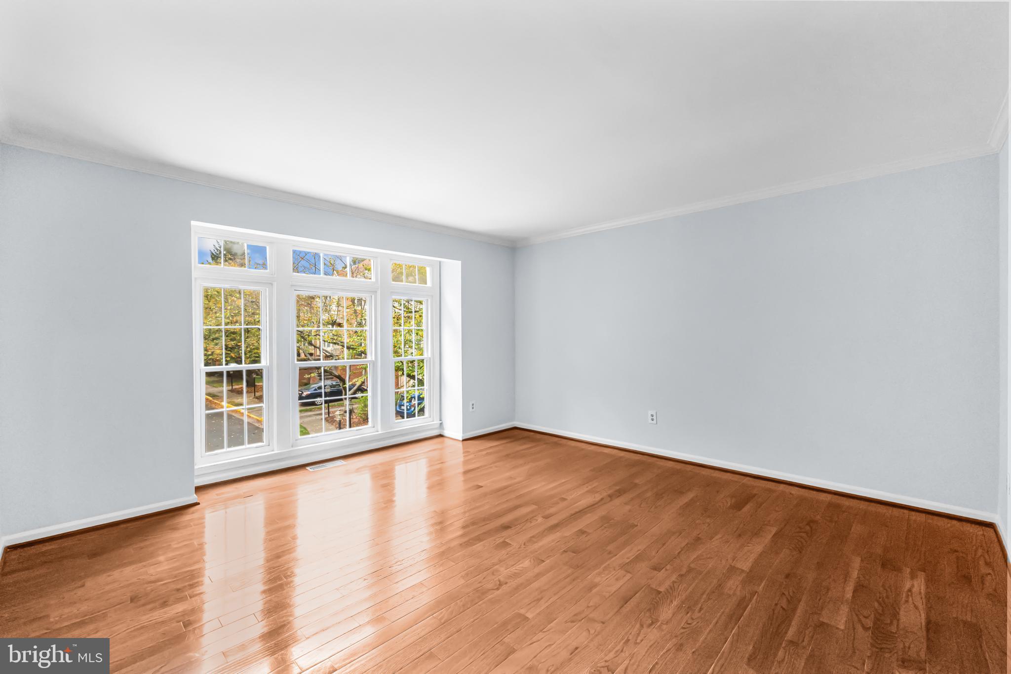 11906 INVERNESS COURT