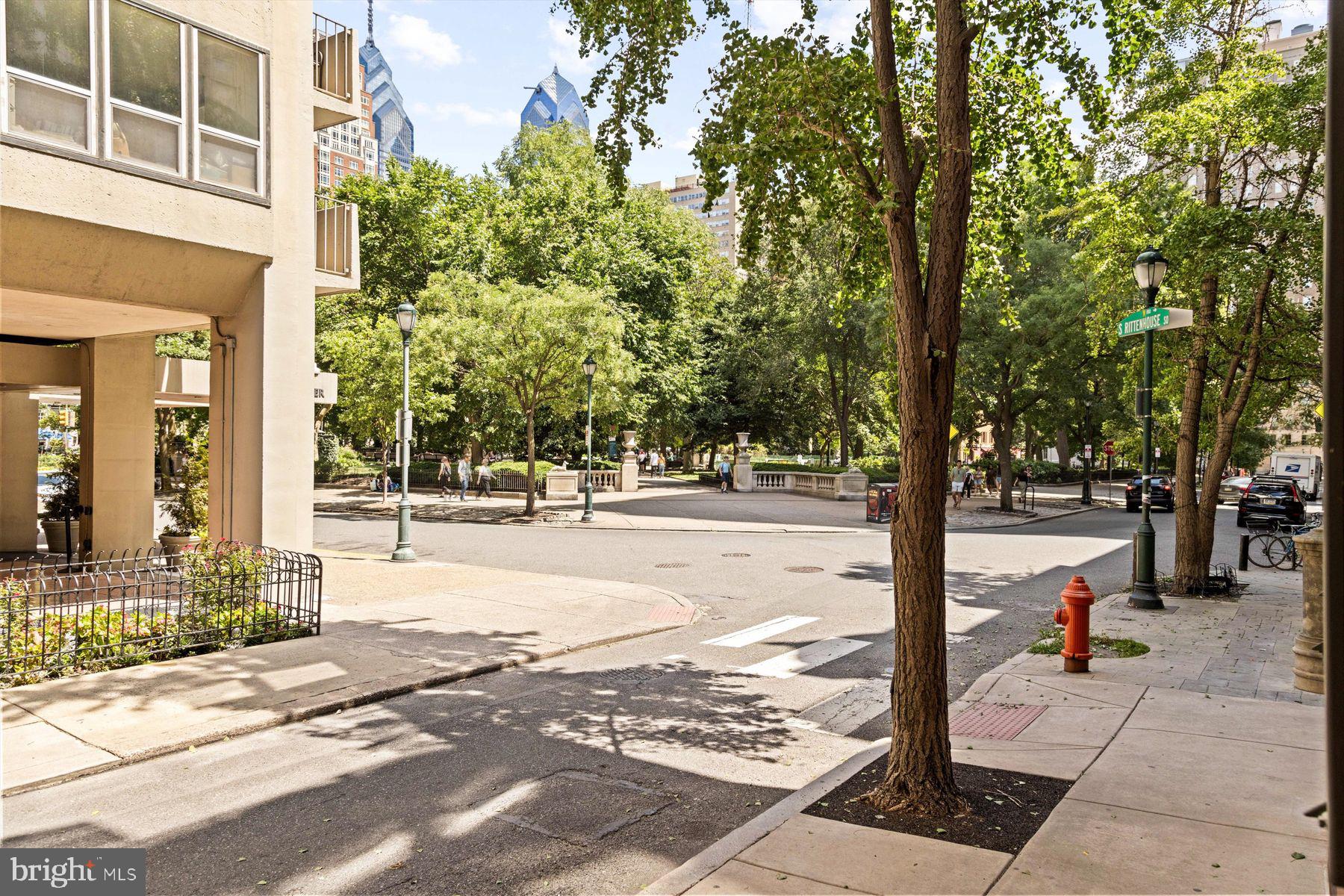 RITTENHOUSE SQUARE - Residential