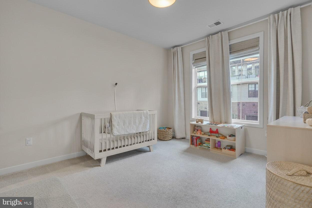 UNION PARK AT MCLEAN - Residential Lease