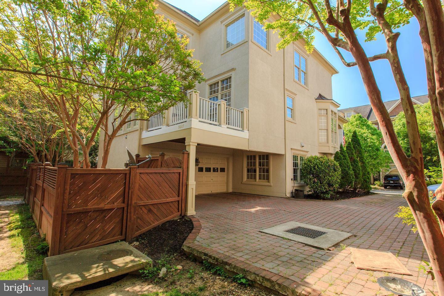 CAMERON STATION - Residential Lease