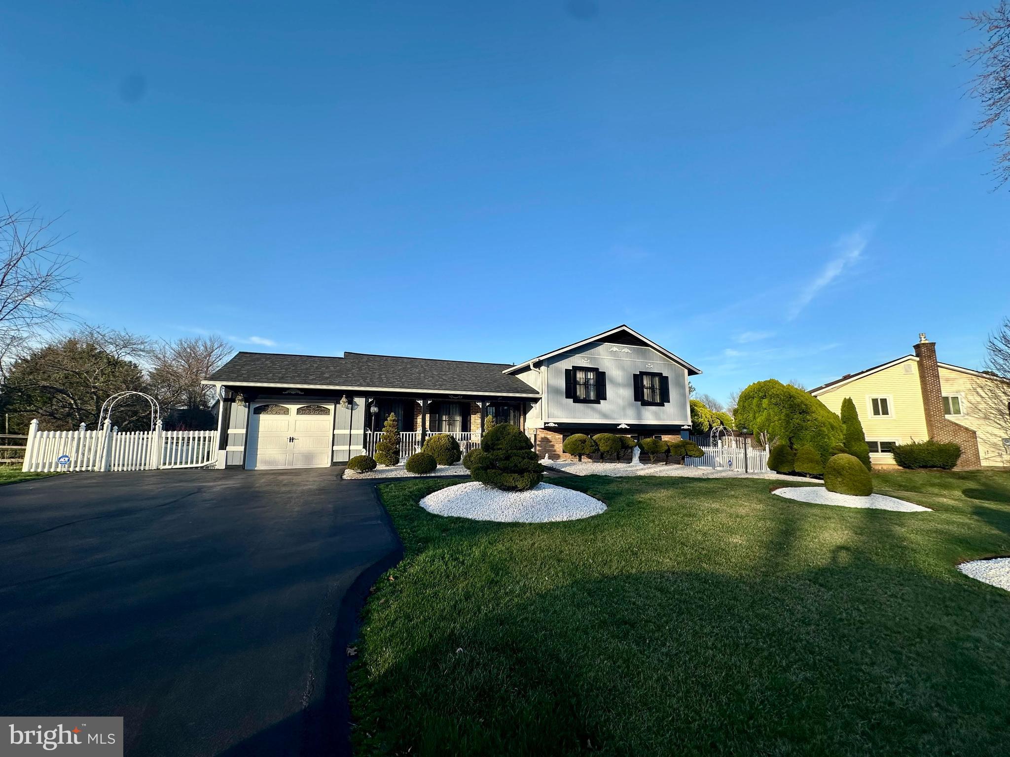 19405 WOOTTON AVENUE