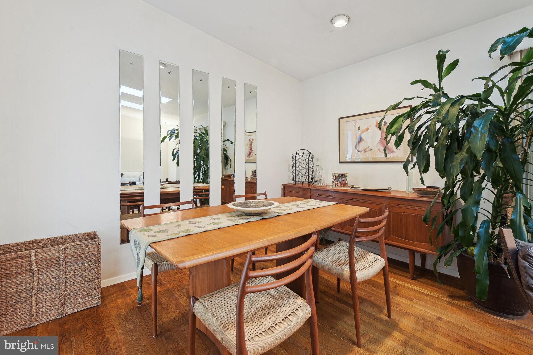 BEL PRE WOODS - Residential