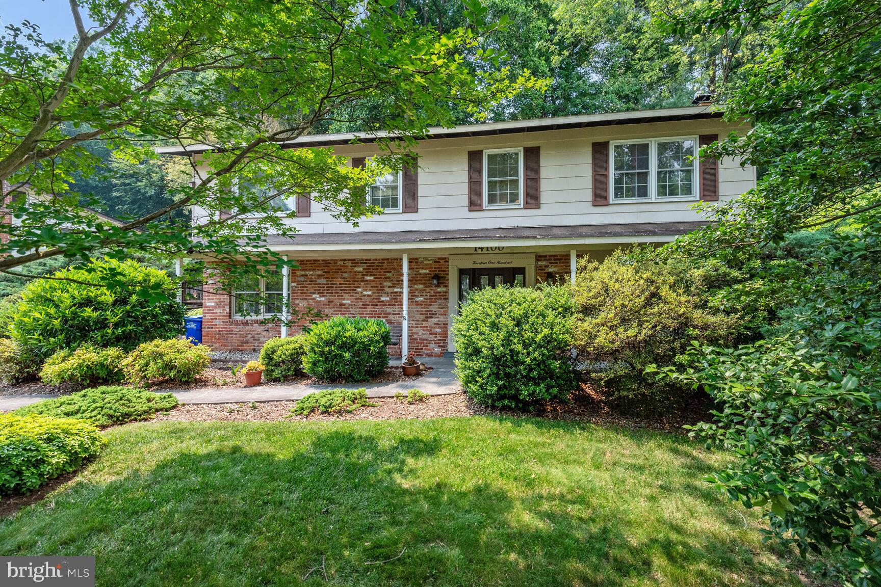 BEL PRE WOODS - Residential