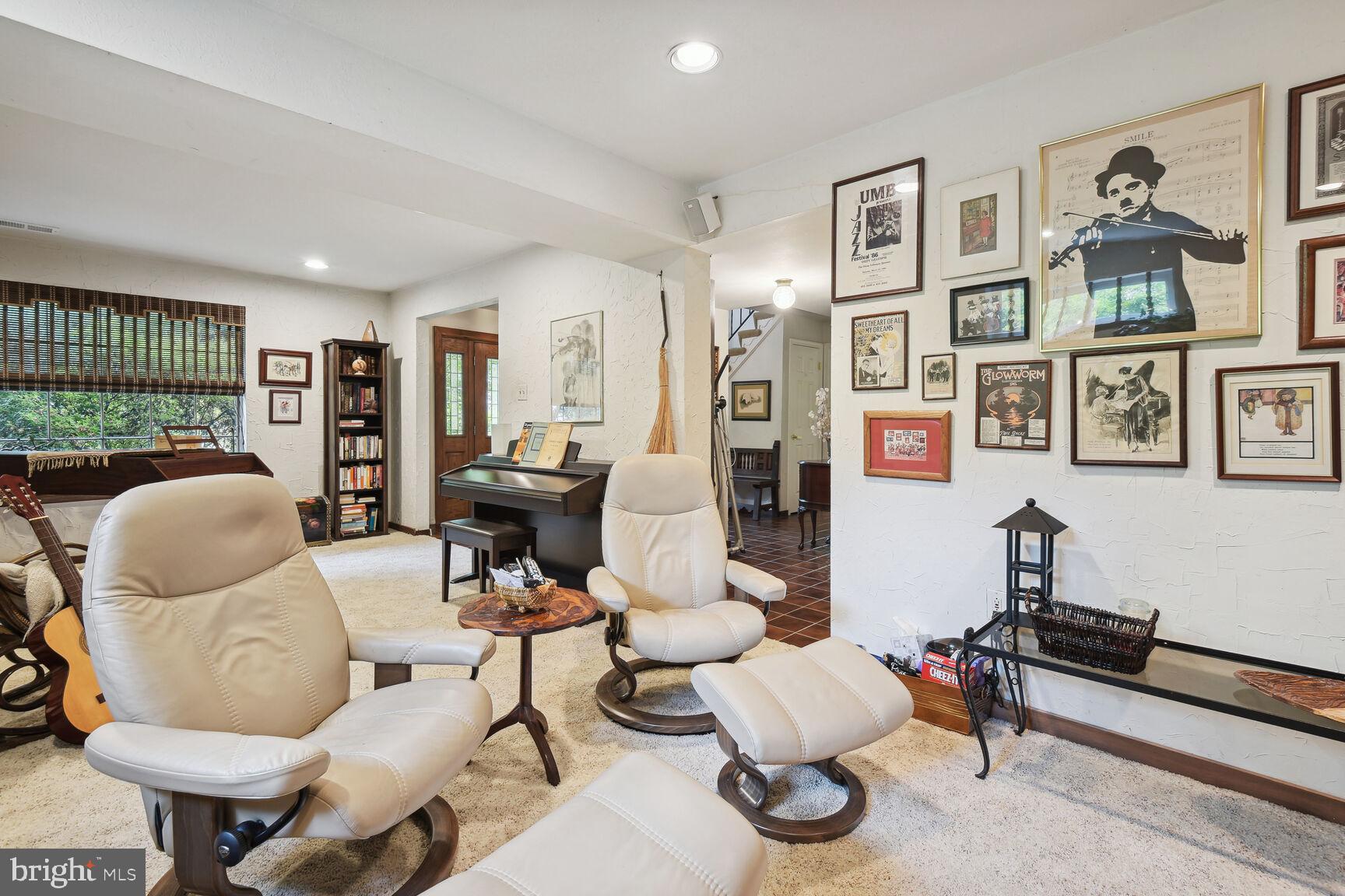 BEL PRE WOODS - Residential