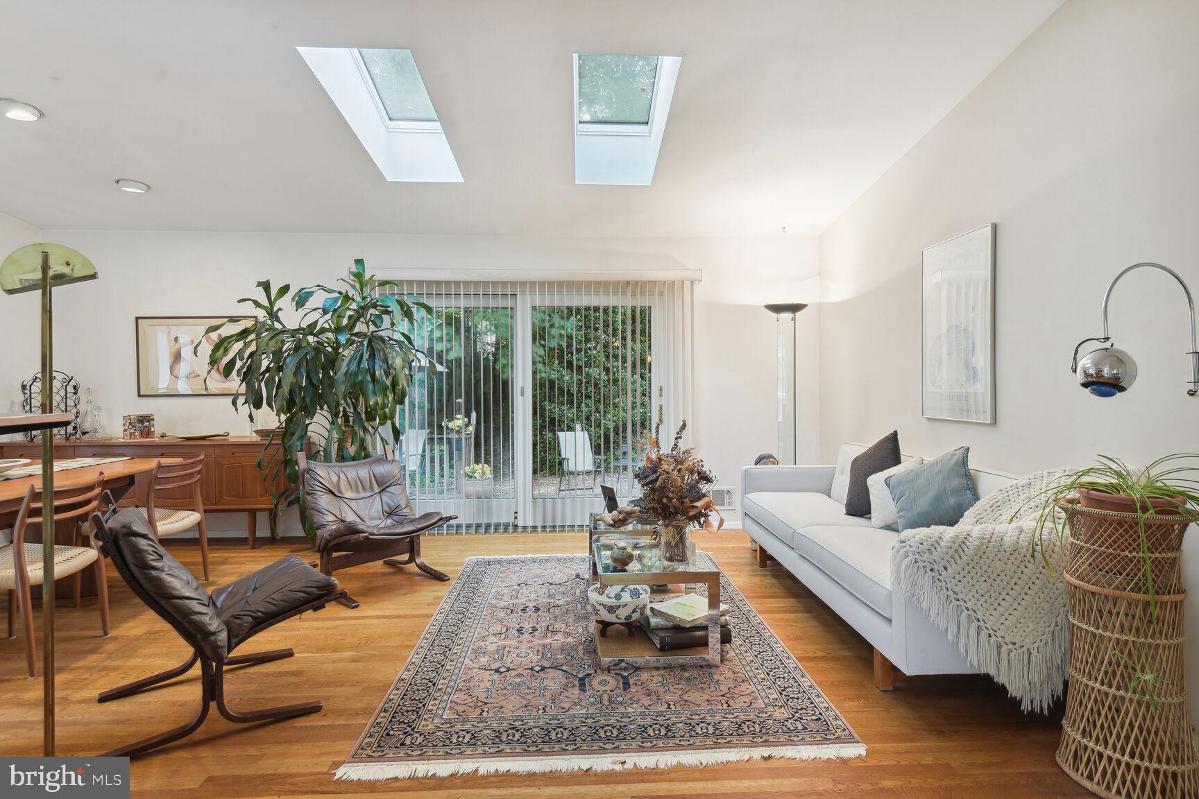 BEL PRE WOODS - Residential