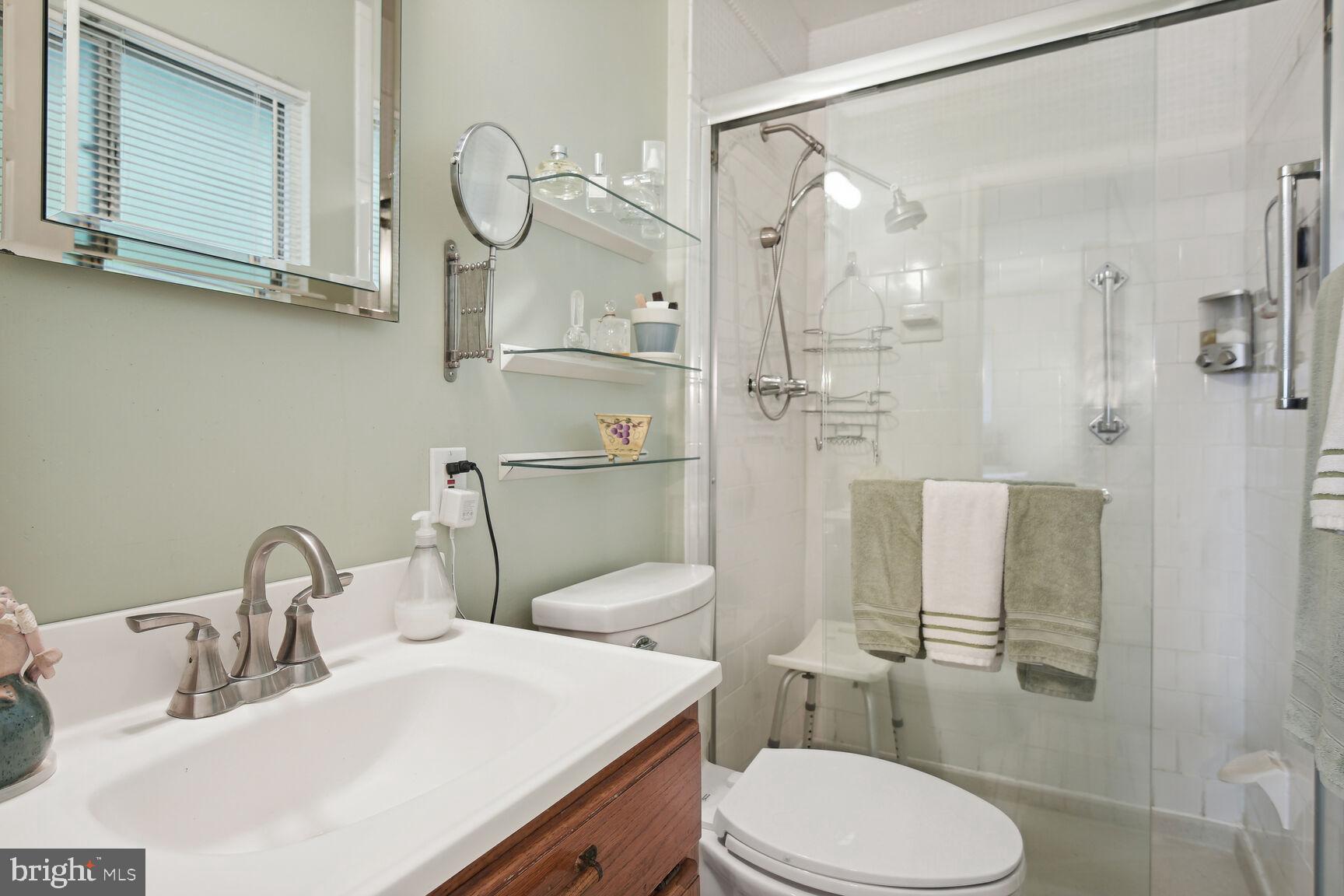 BEL PRE WOODS - Residential