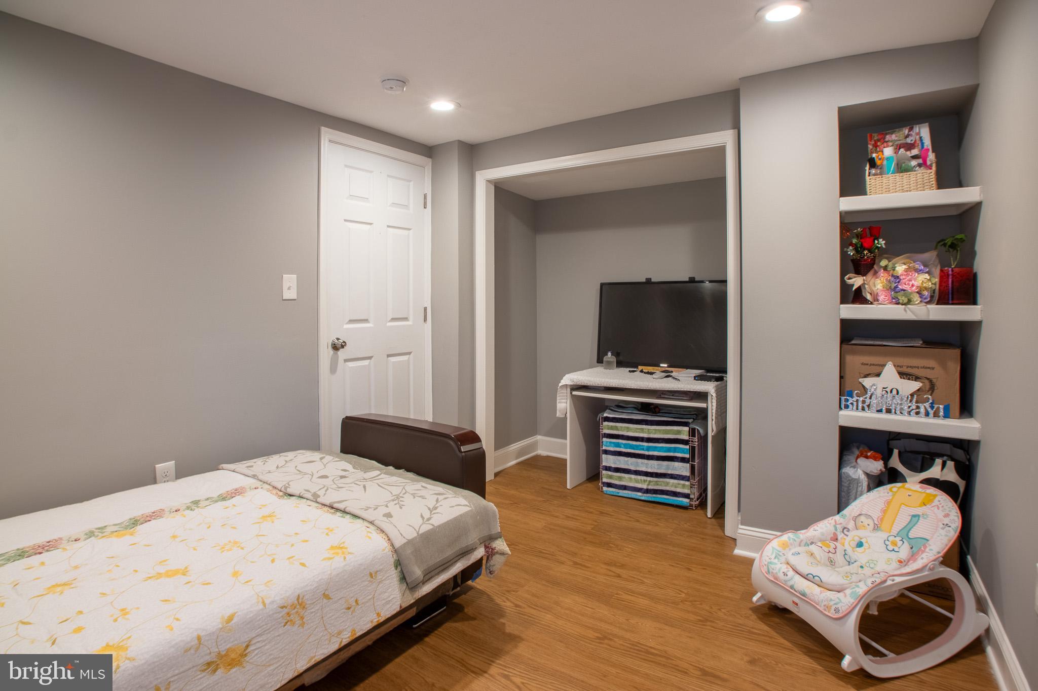 CHAPEL OAKS - Residential